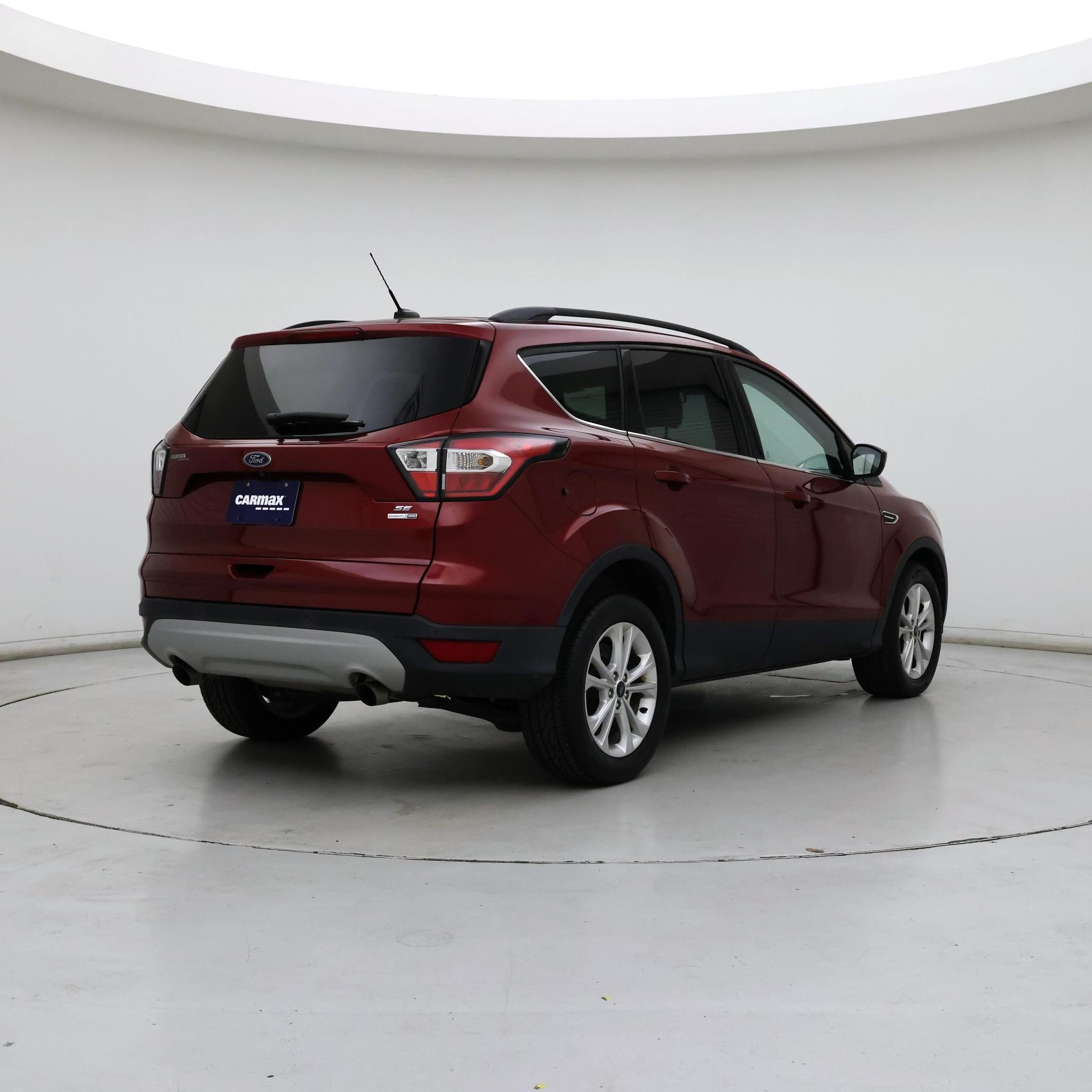 Thumbnail: 2017 Ford Escape - 8