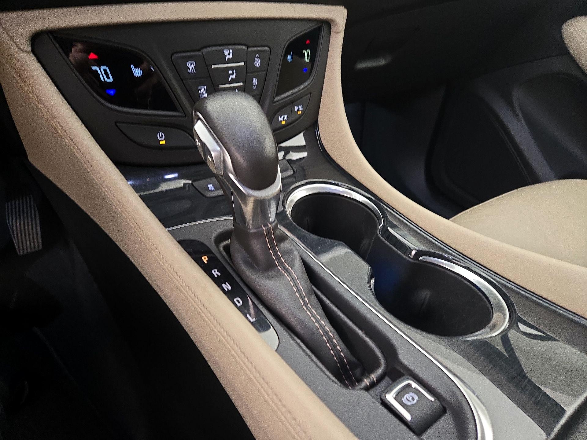 Thumbnail: 2017 Buick Envision - 17