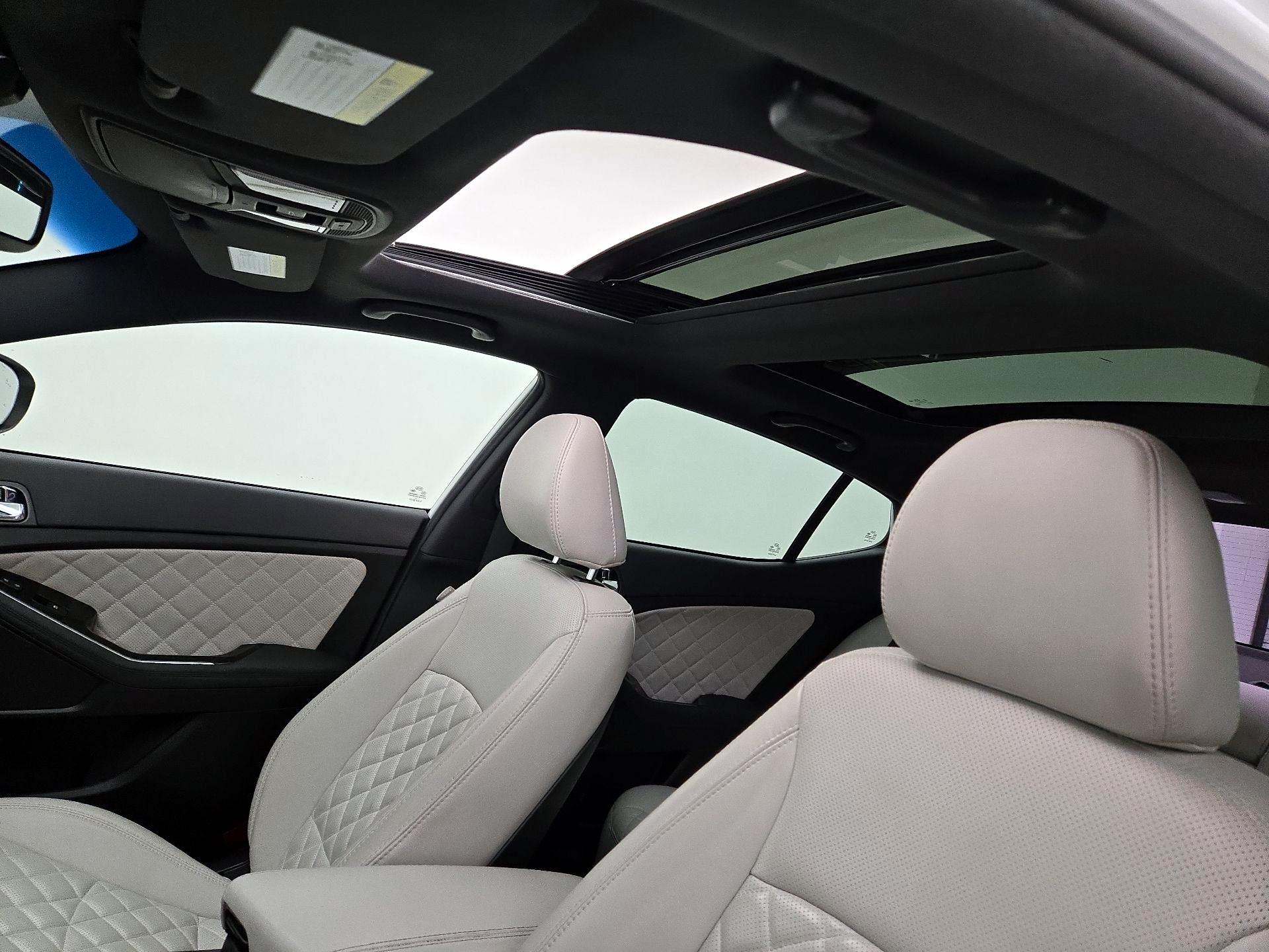 Thumbnail: 2015 Kia Optima - 19