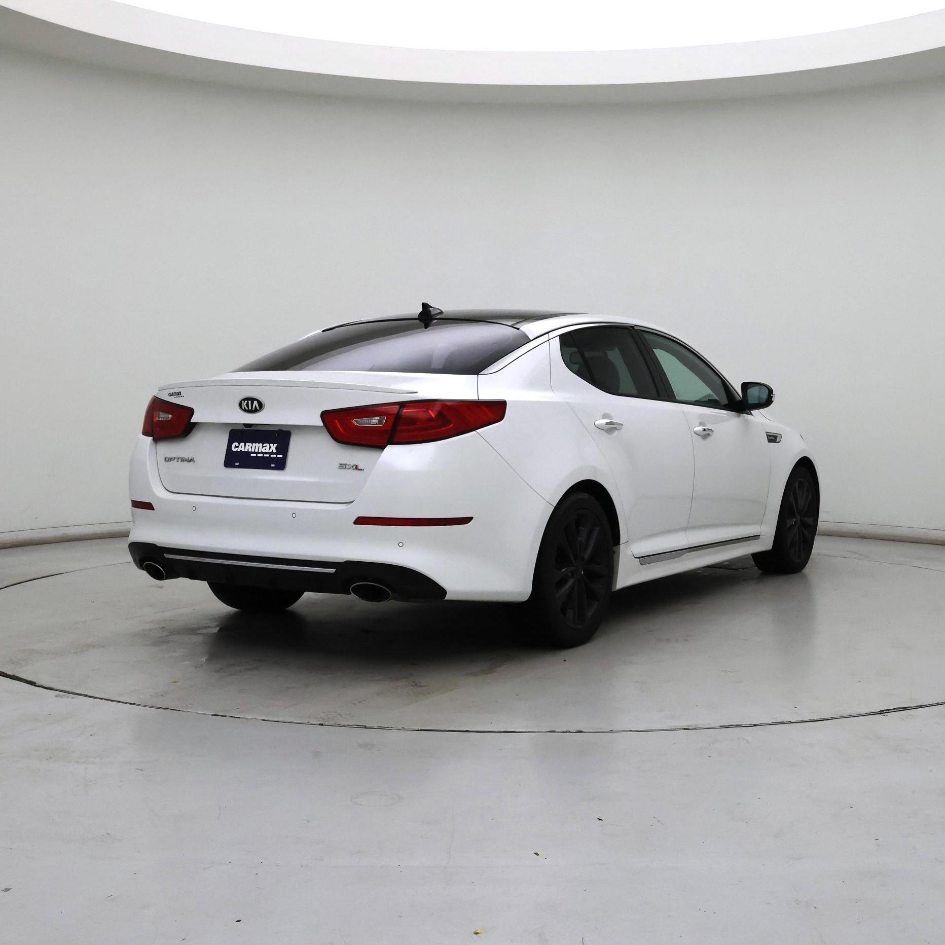 Thumbnail: 2015 Kia Optima - 8