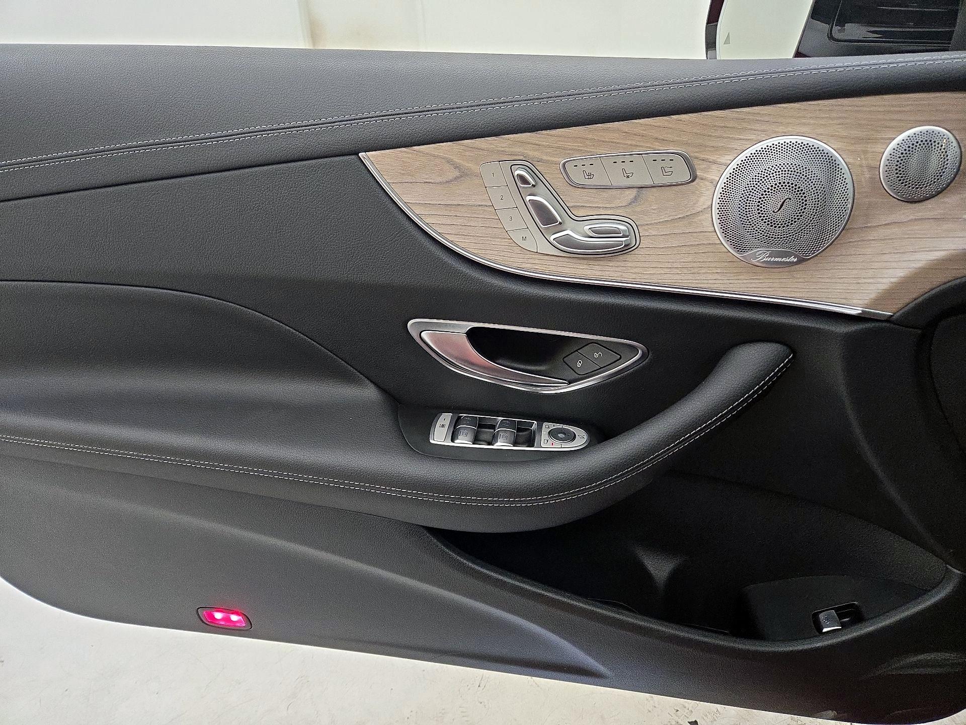 Thumbnail: 2020 Mercedes-Benz E-Class - 12