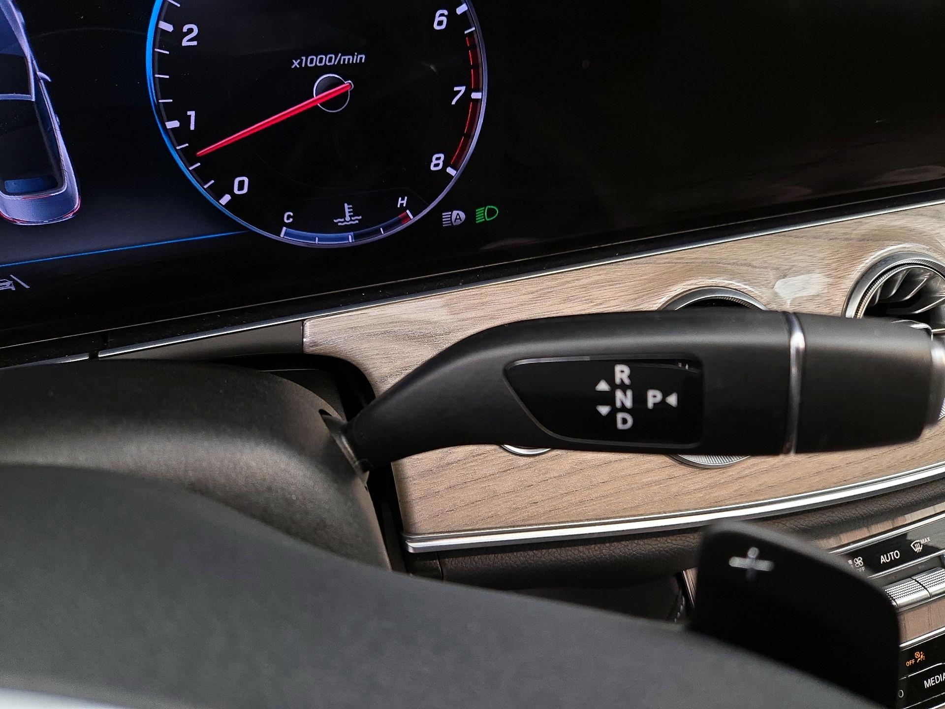 Thumbnail: 2020 Mercedes-Benz E-Class - 17