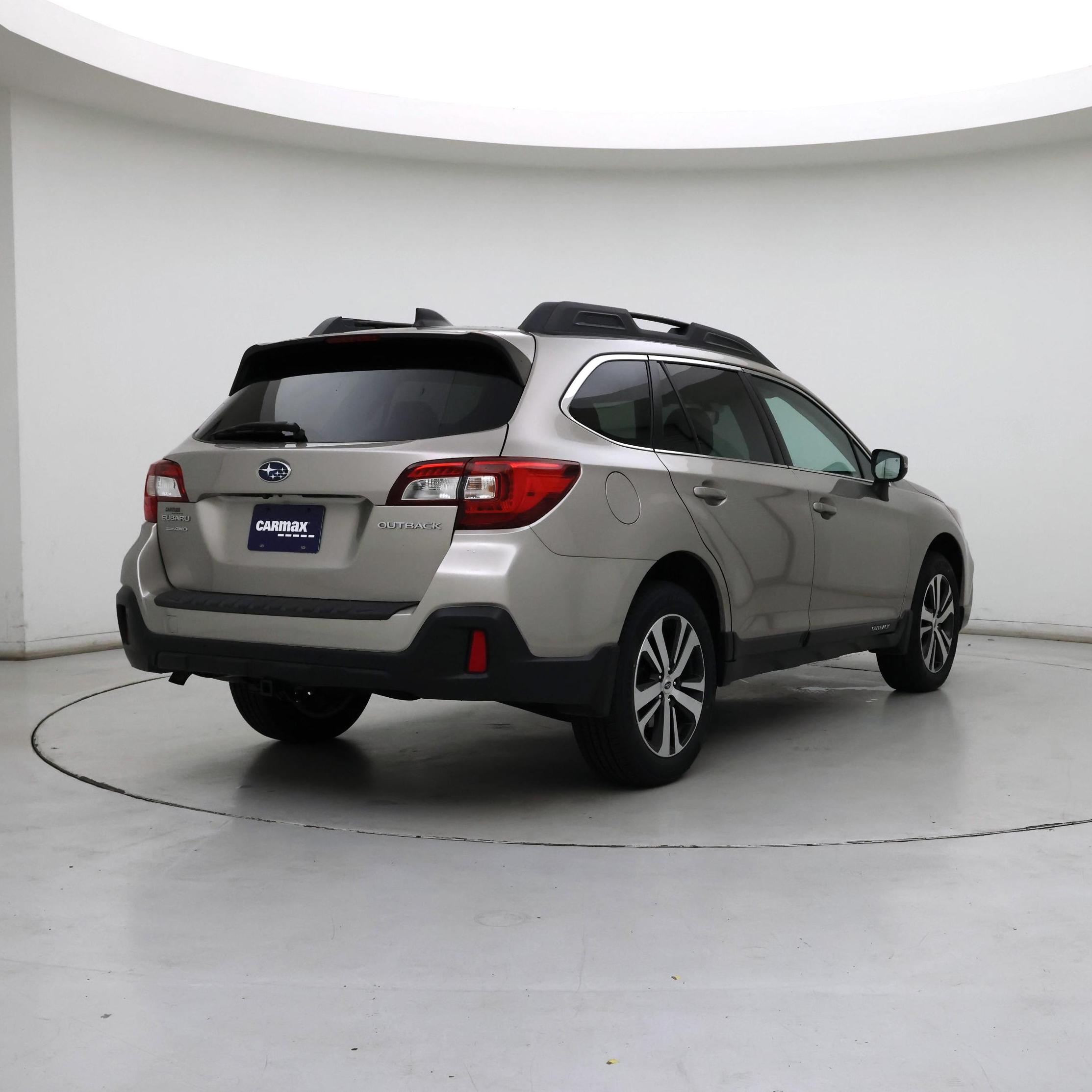 Thumbnail: 2018 Subaru Outback - 8