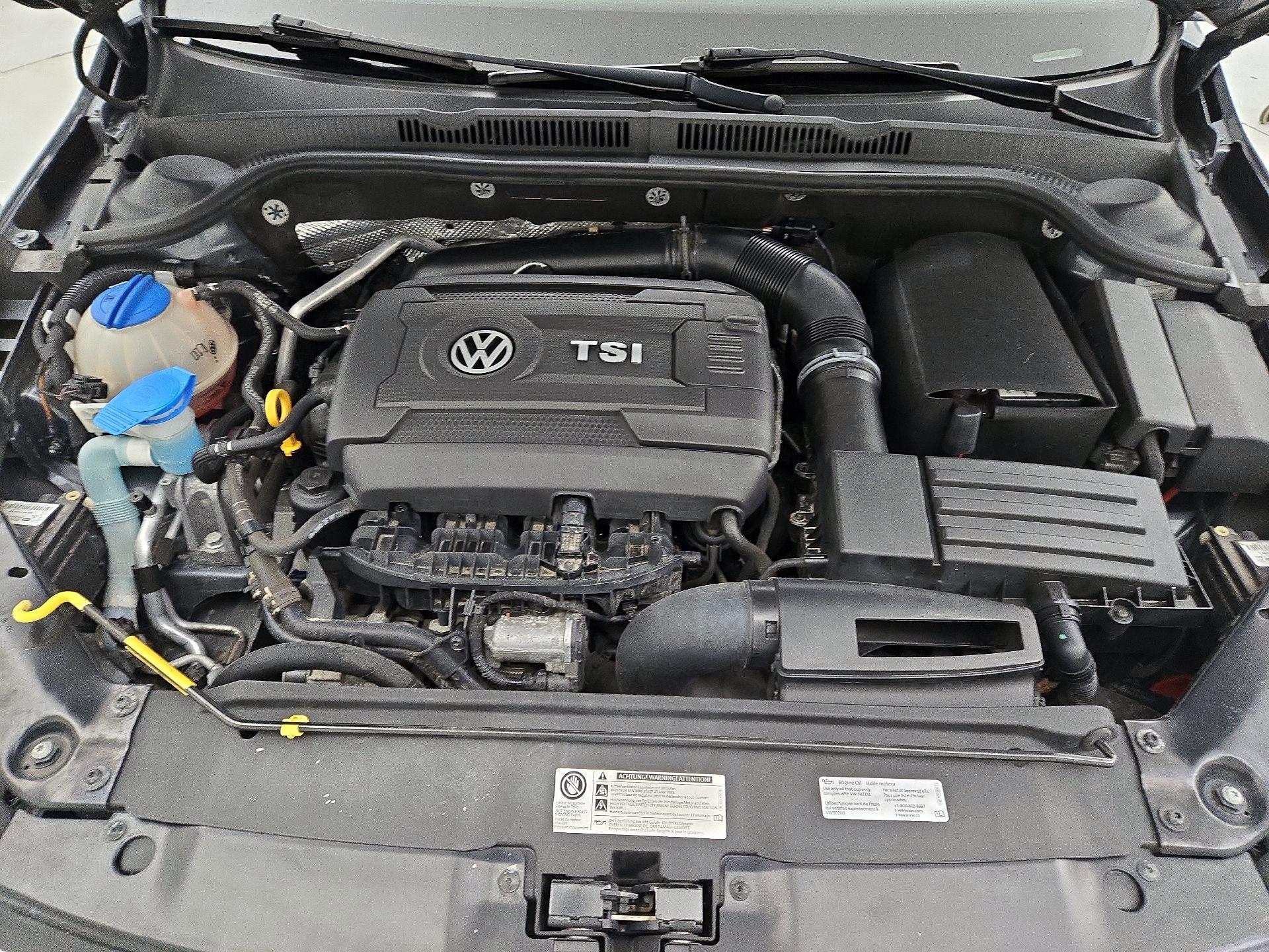 Thumbnail: 2015 Volkswagen Jetta - 19