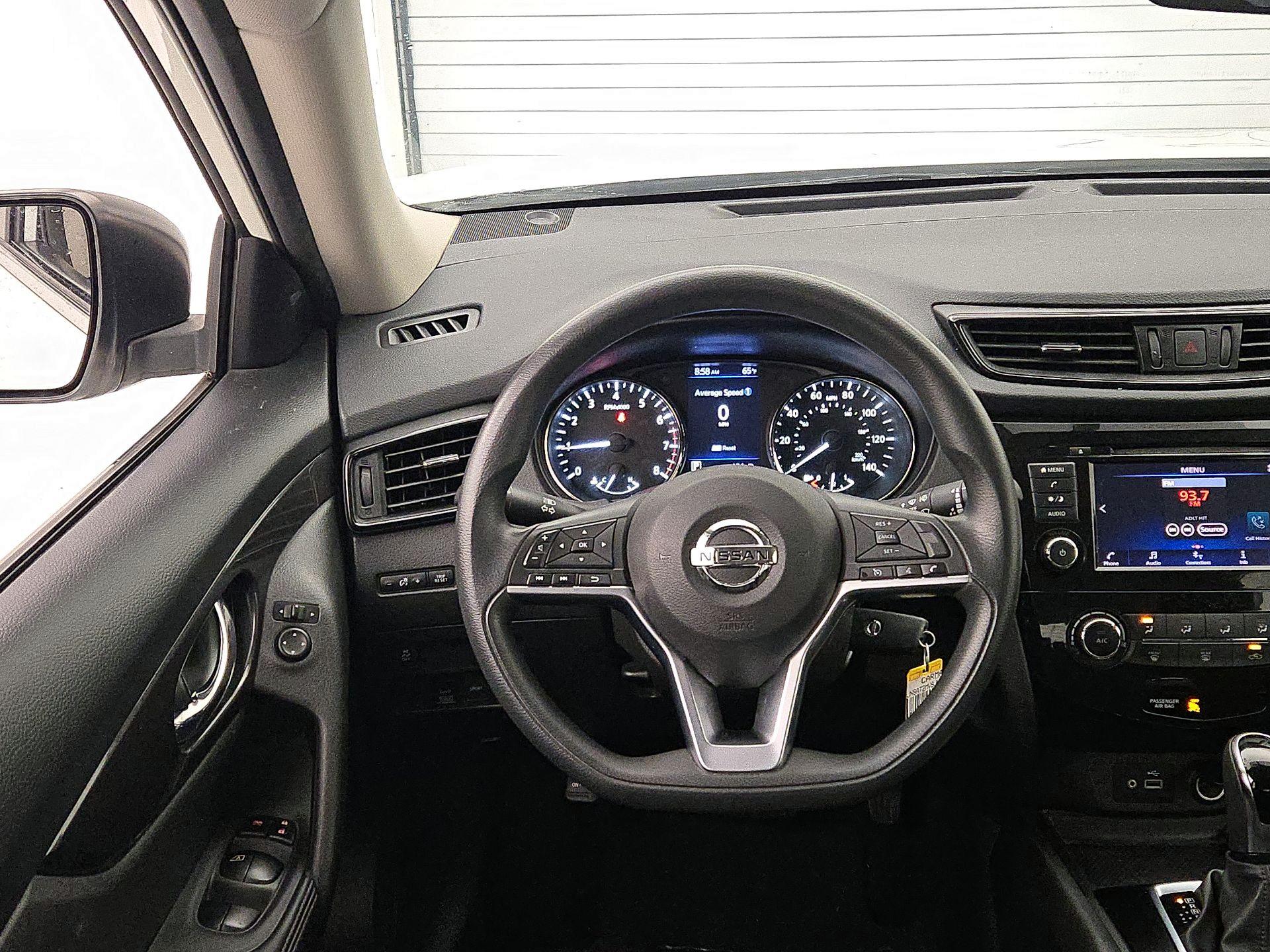 Thumbnail: 2018 Nissan Rogue - 10