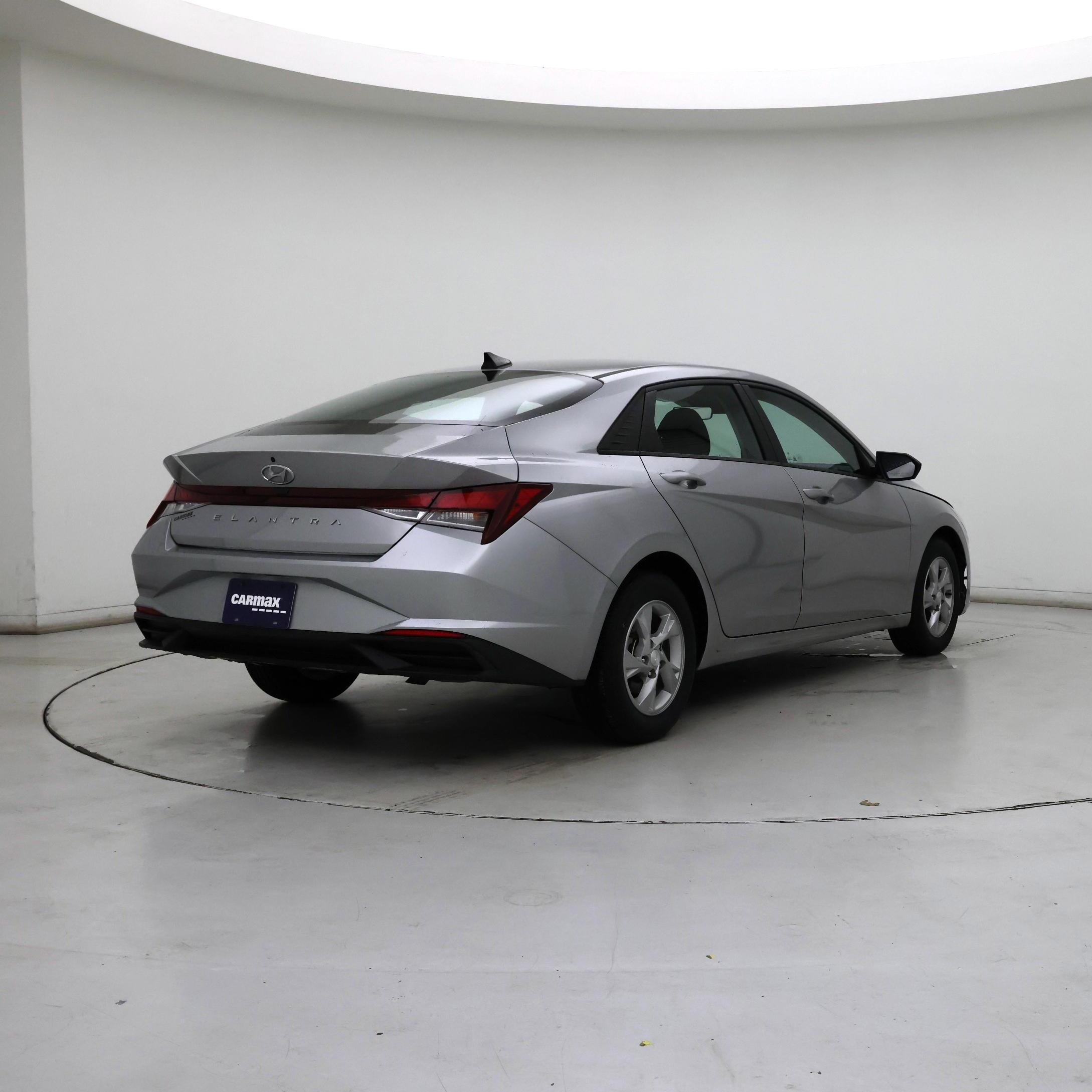 Thumbnail: 2021 Hyundai Elantra - 8