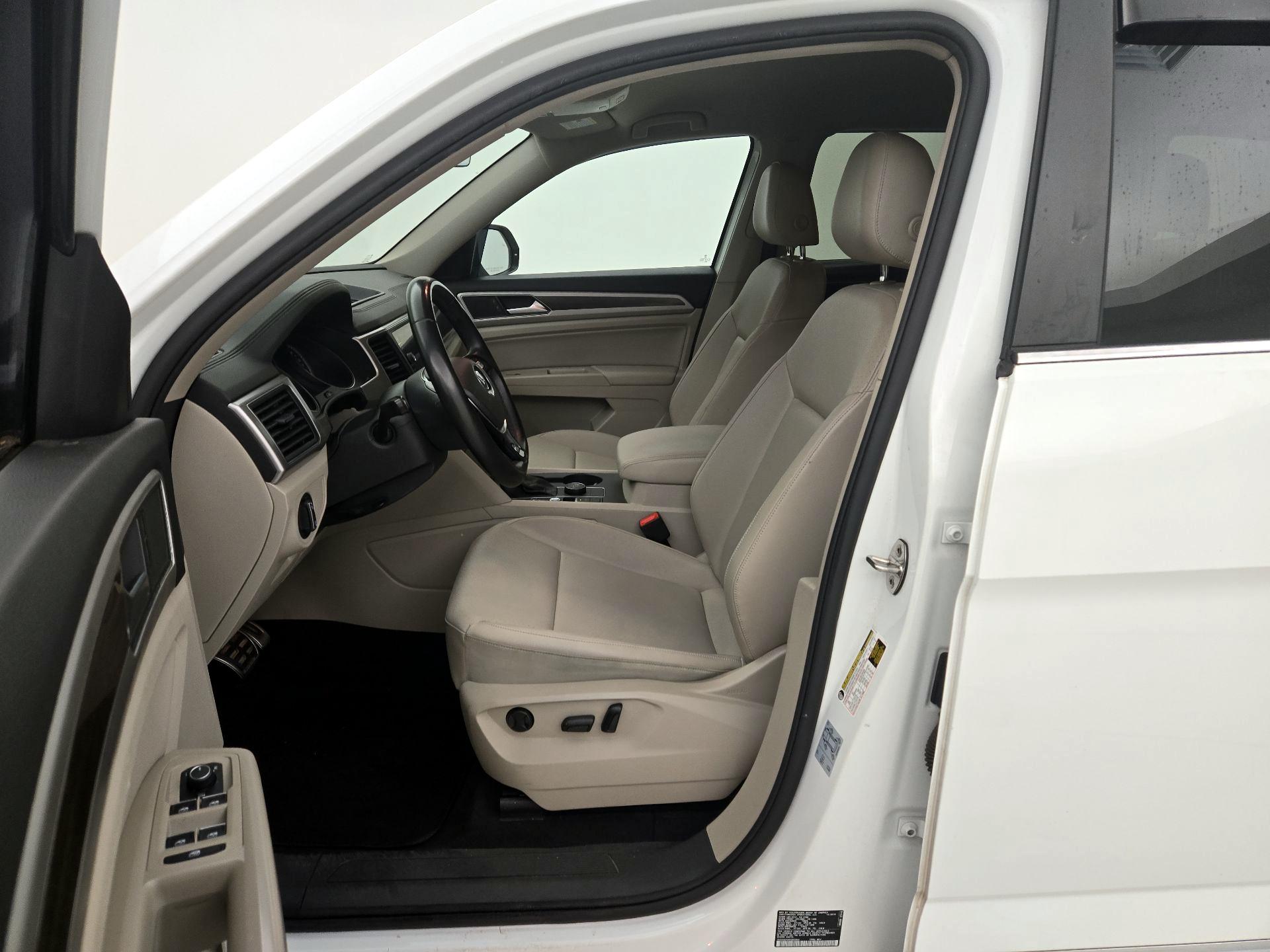 Thumbnail: 2019 Volkswagen Atlas - 11