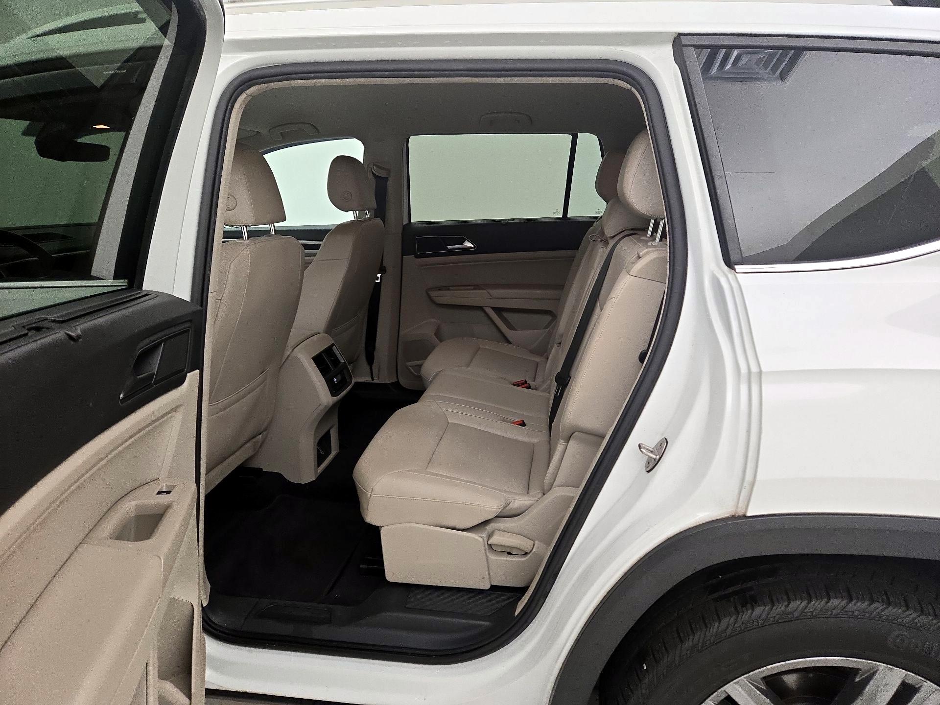 Thumbnail: 2019 Volkswagen Atlas - 18
