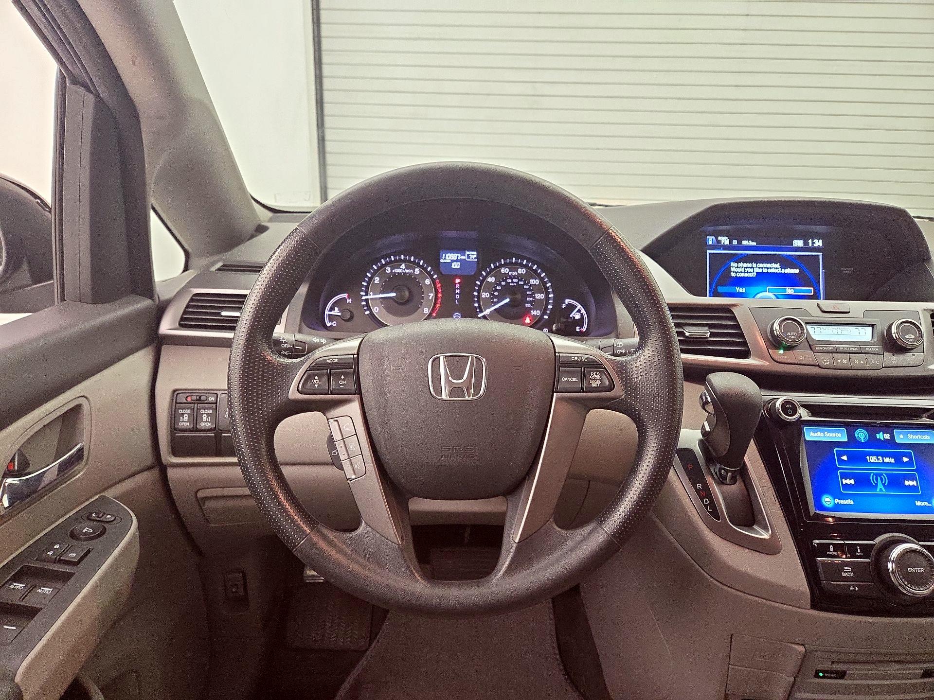 Thumbnail: 2017 Honda Odyssey - 10