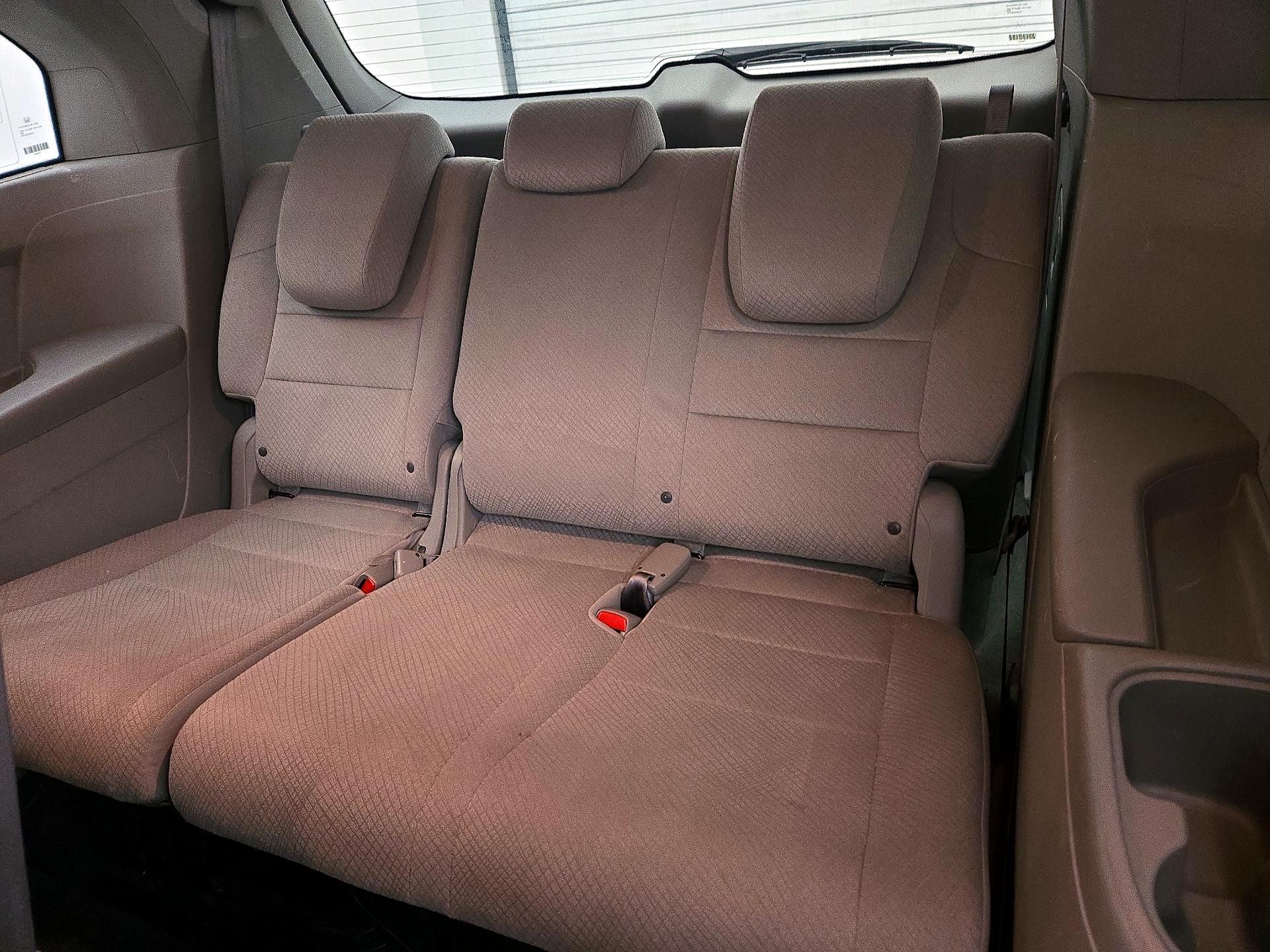 Thumbnail: 2017 Honda Odyssey - 19