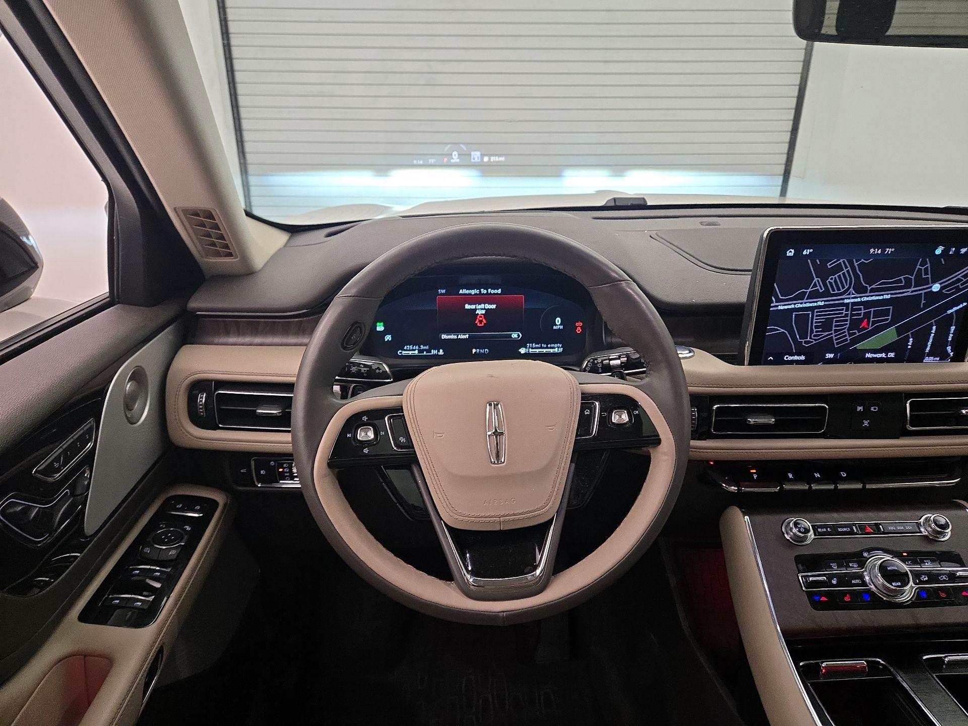 Thumbnail: 2023 Lincoln Aviator - 10