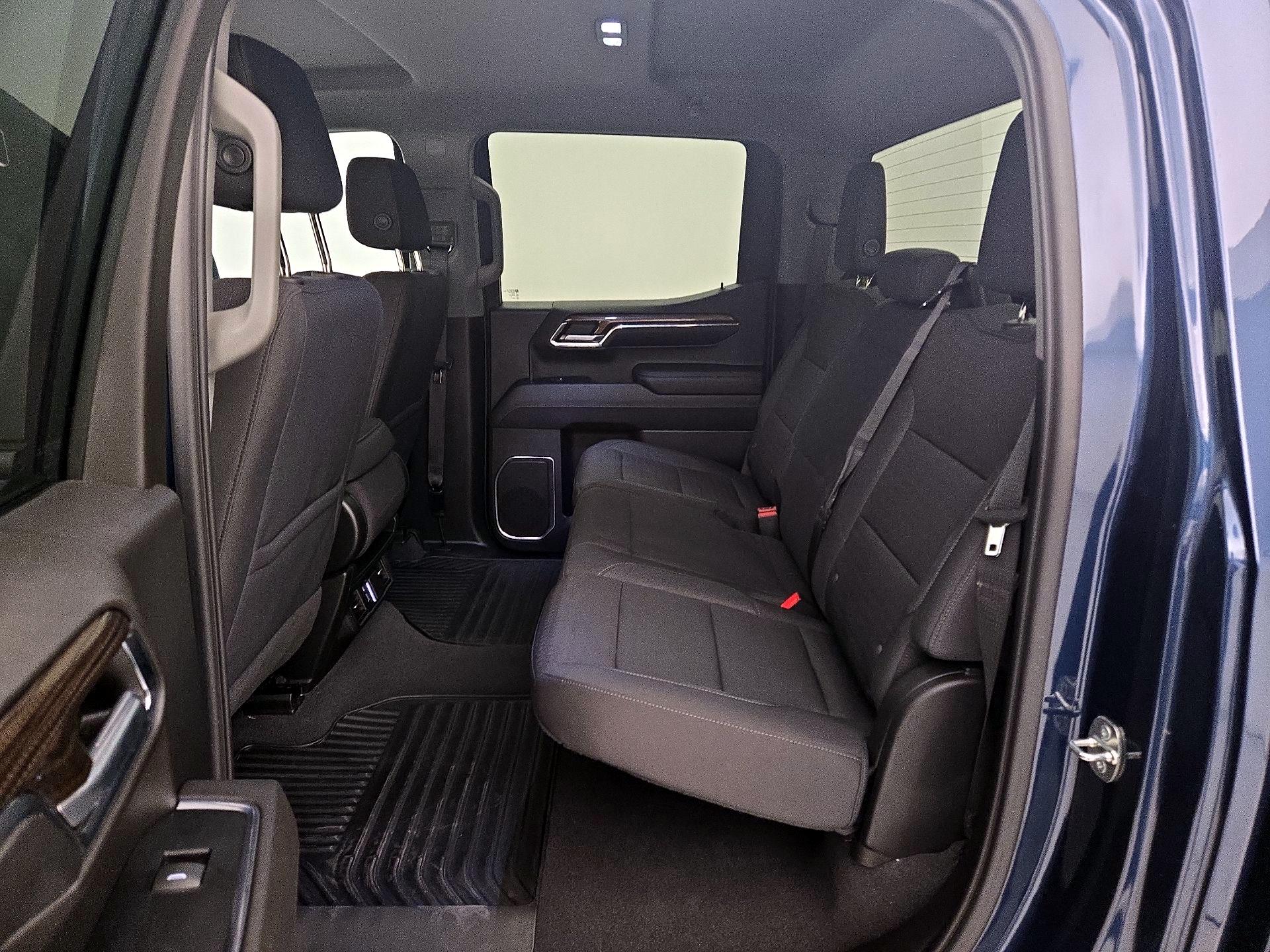 Thumbnail: 2023 Chevrolet Silverado 1500 - 20