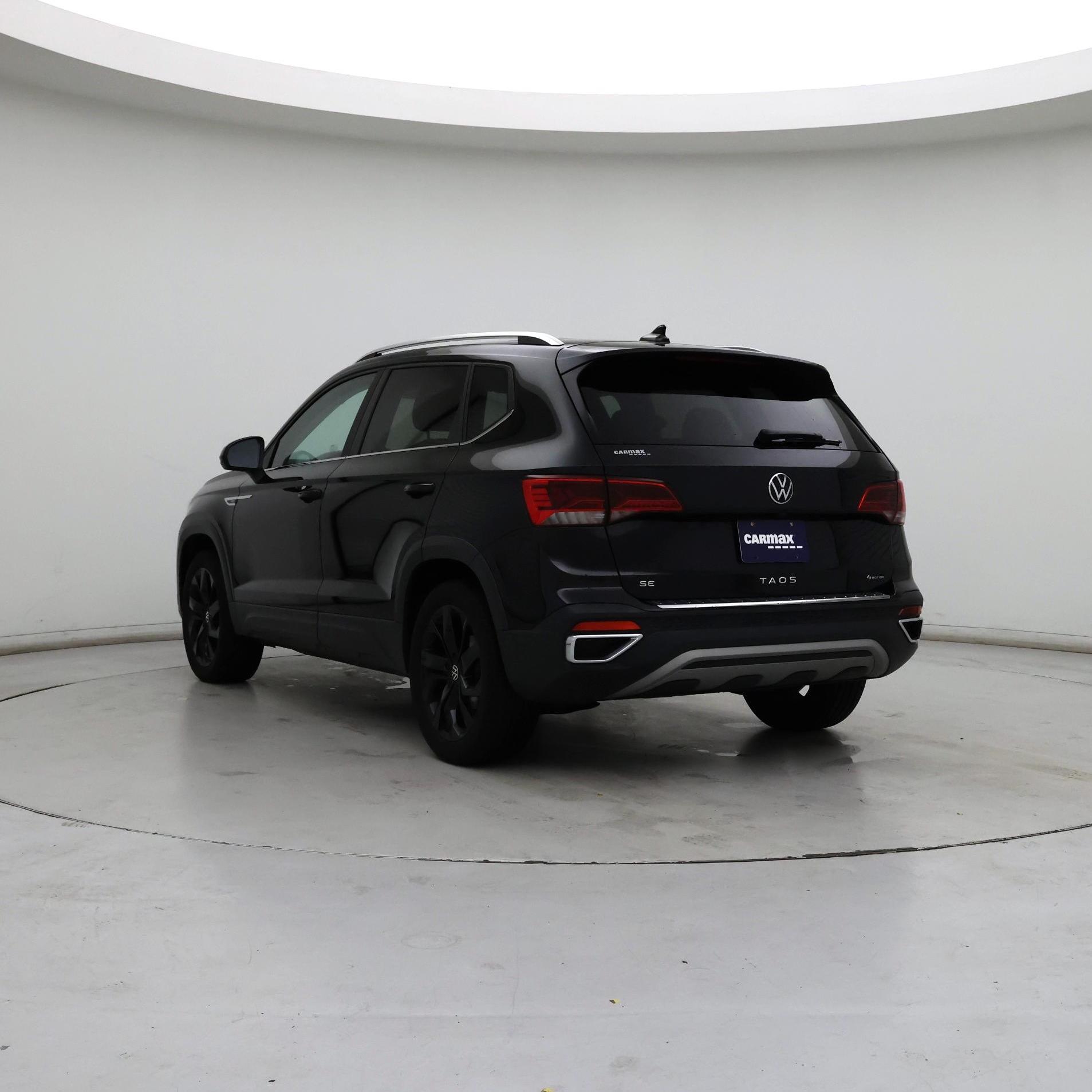Thumbnail: 2023 Volkswagen Taos - 2