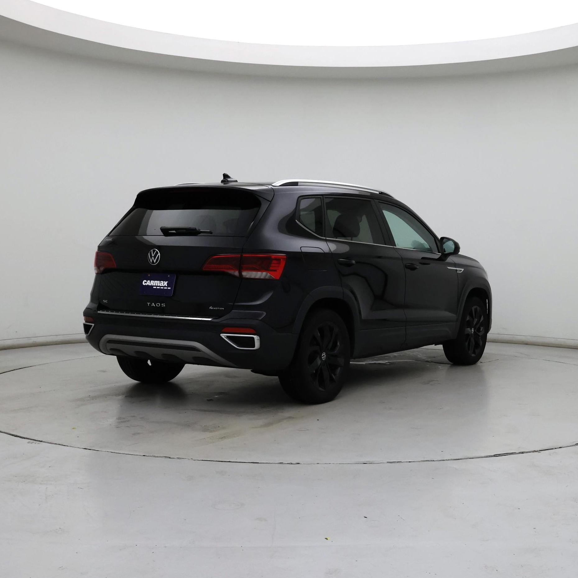 Thumbnail: 2023 Volkswagen Taos - 8