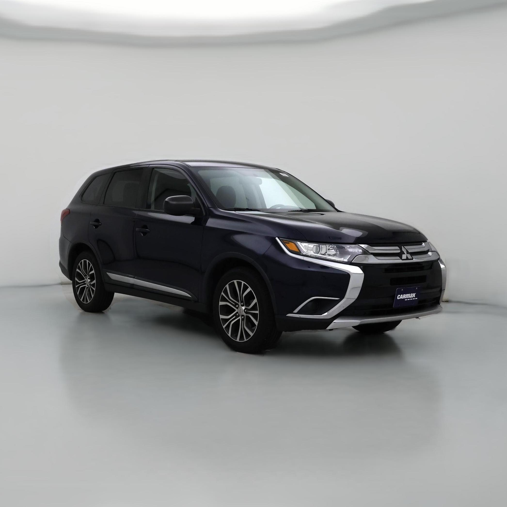 Thumbnail: 2018 Mitsubishi Outlander - 1