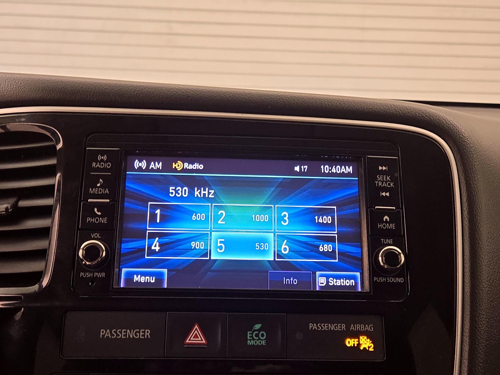 Thumbnail: 2018 Mitsubishi Outlander - 14