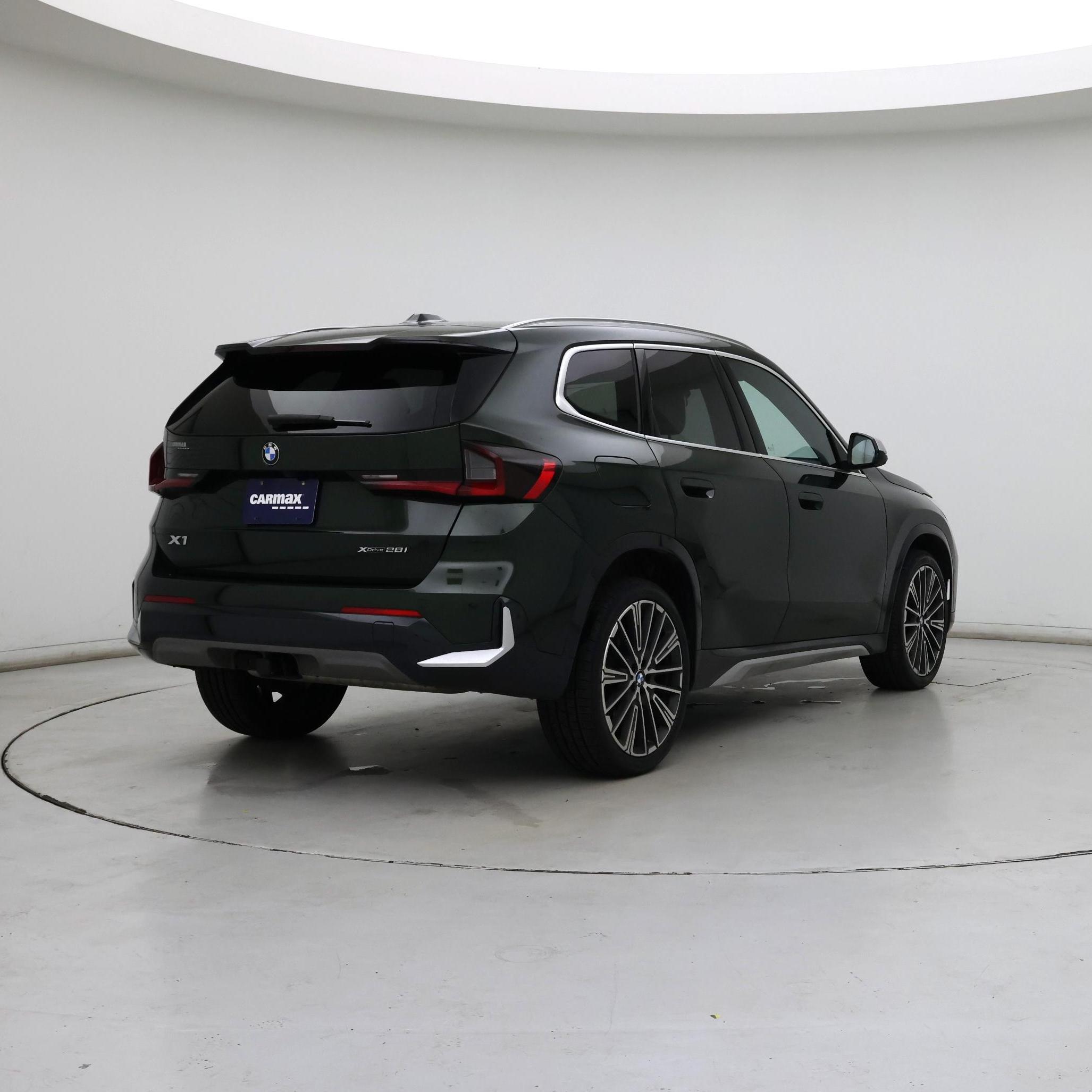 Thumbnail: 2024 BMW X1 - 8