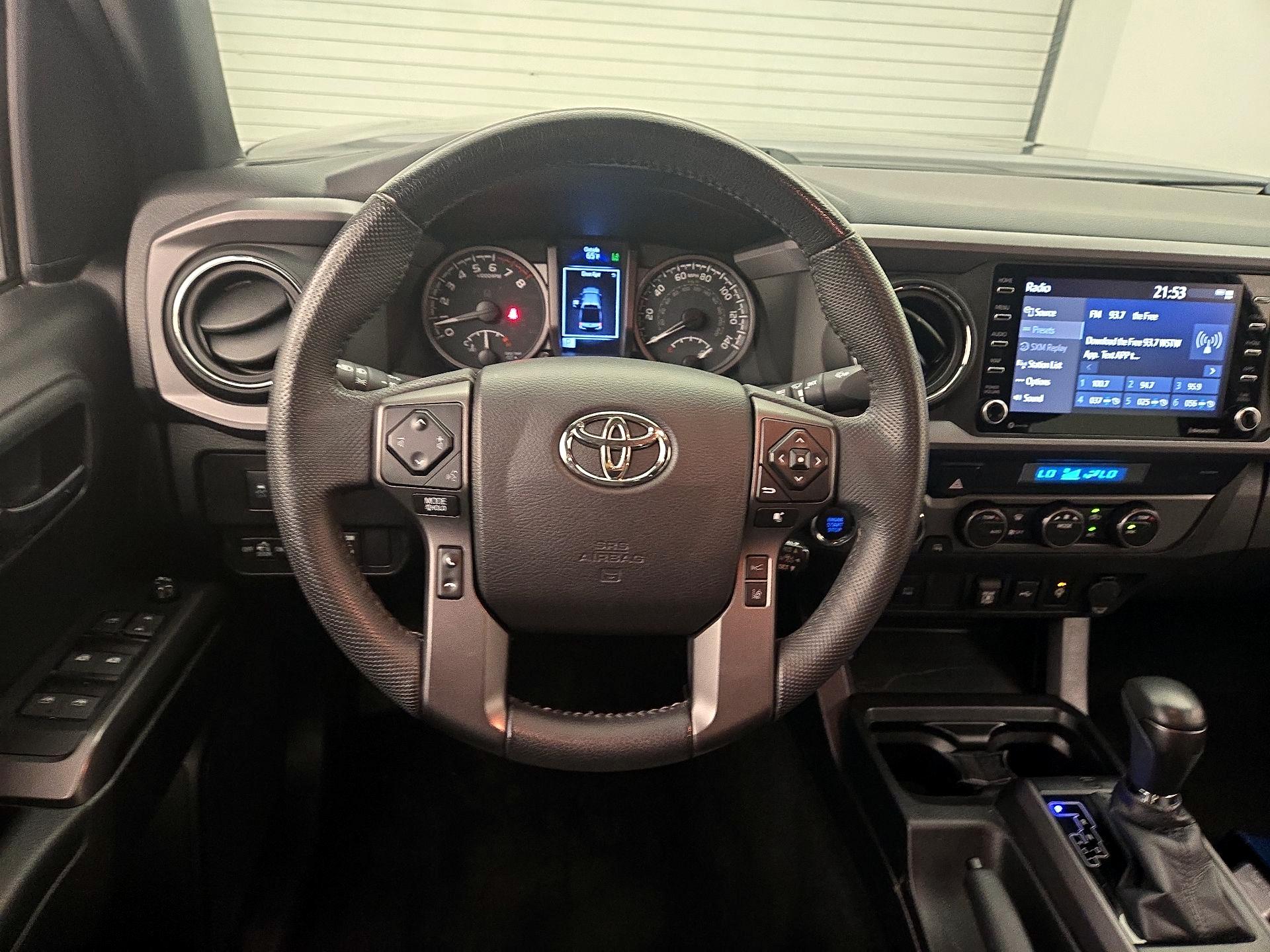 Thumbnail: 2021 Toyota Tacoma - 10