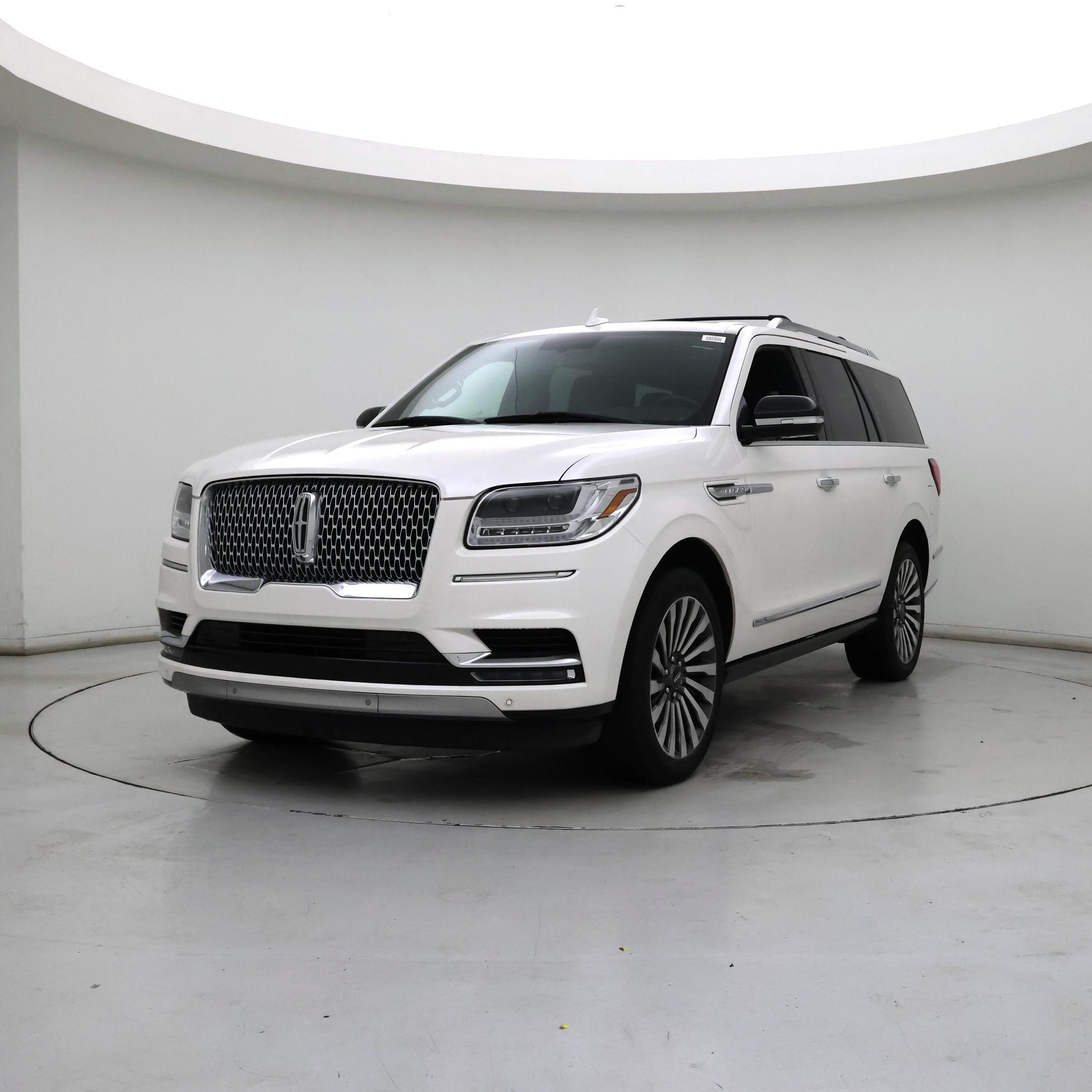 Thumbnail: 2018 Lincoln Navigator - 4