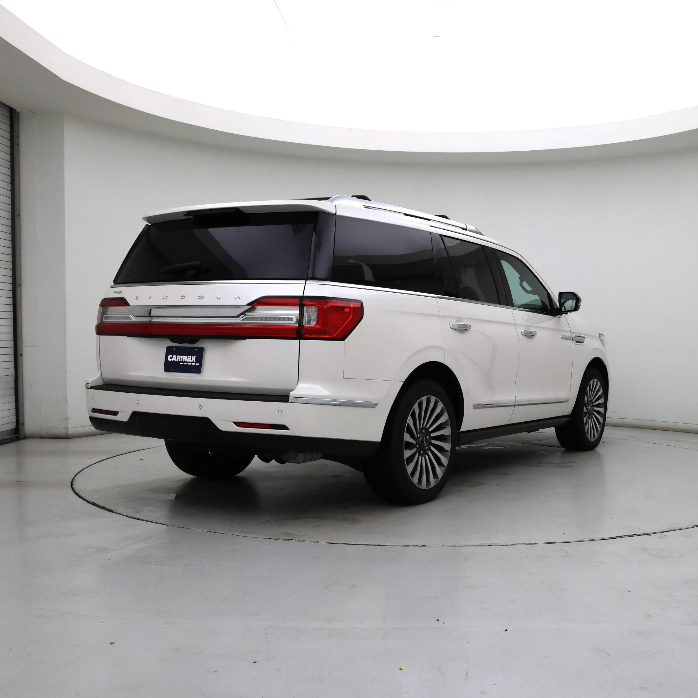 Thumbnail: 2018 Lincoln Navigator - 8