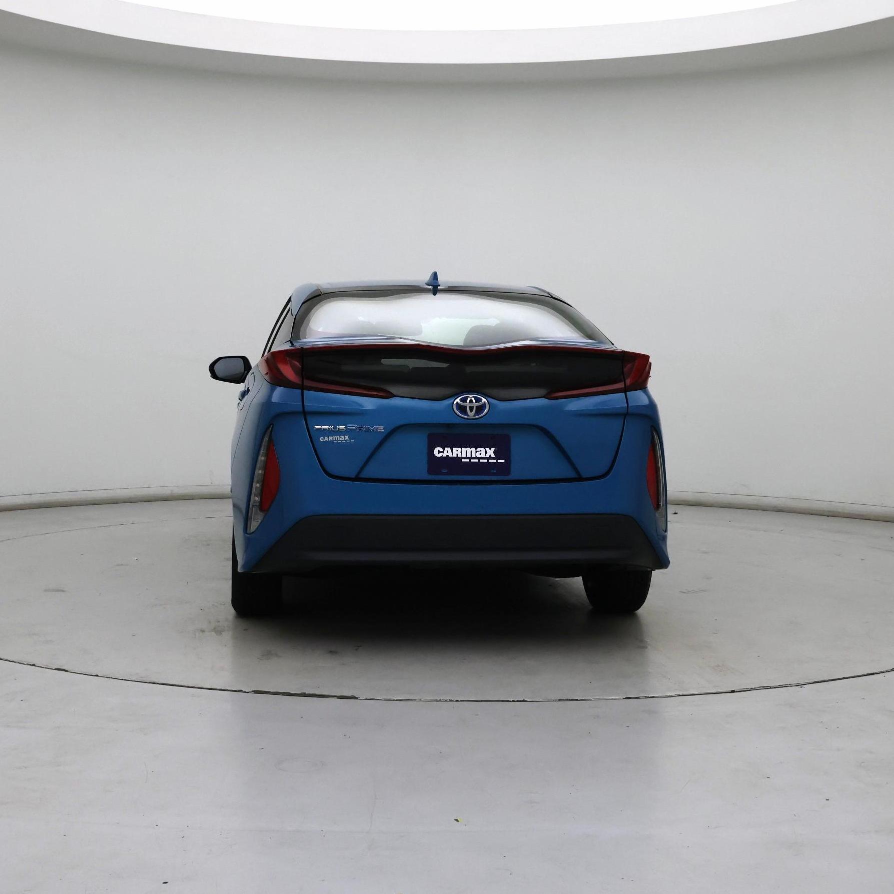 Thumbnail: 2017 Toyota Prius Prime - 6