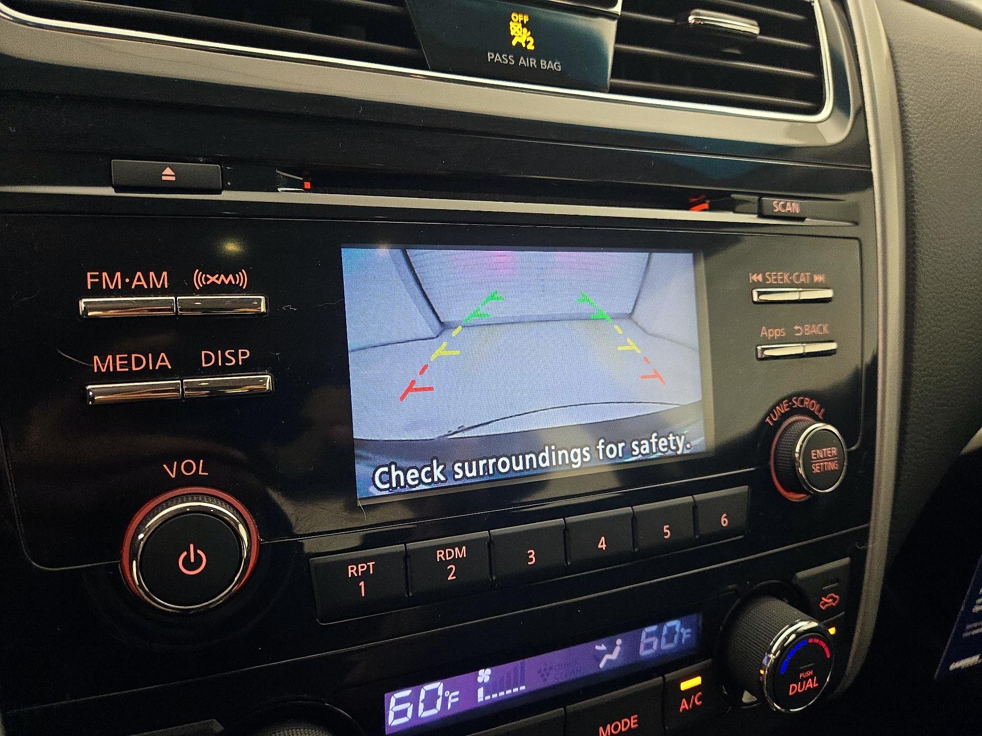 Thumbnail: 2015 Nissan Altima - 14