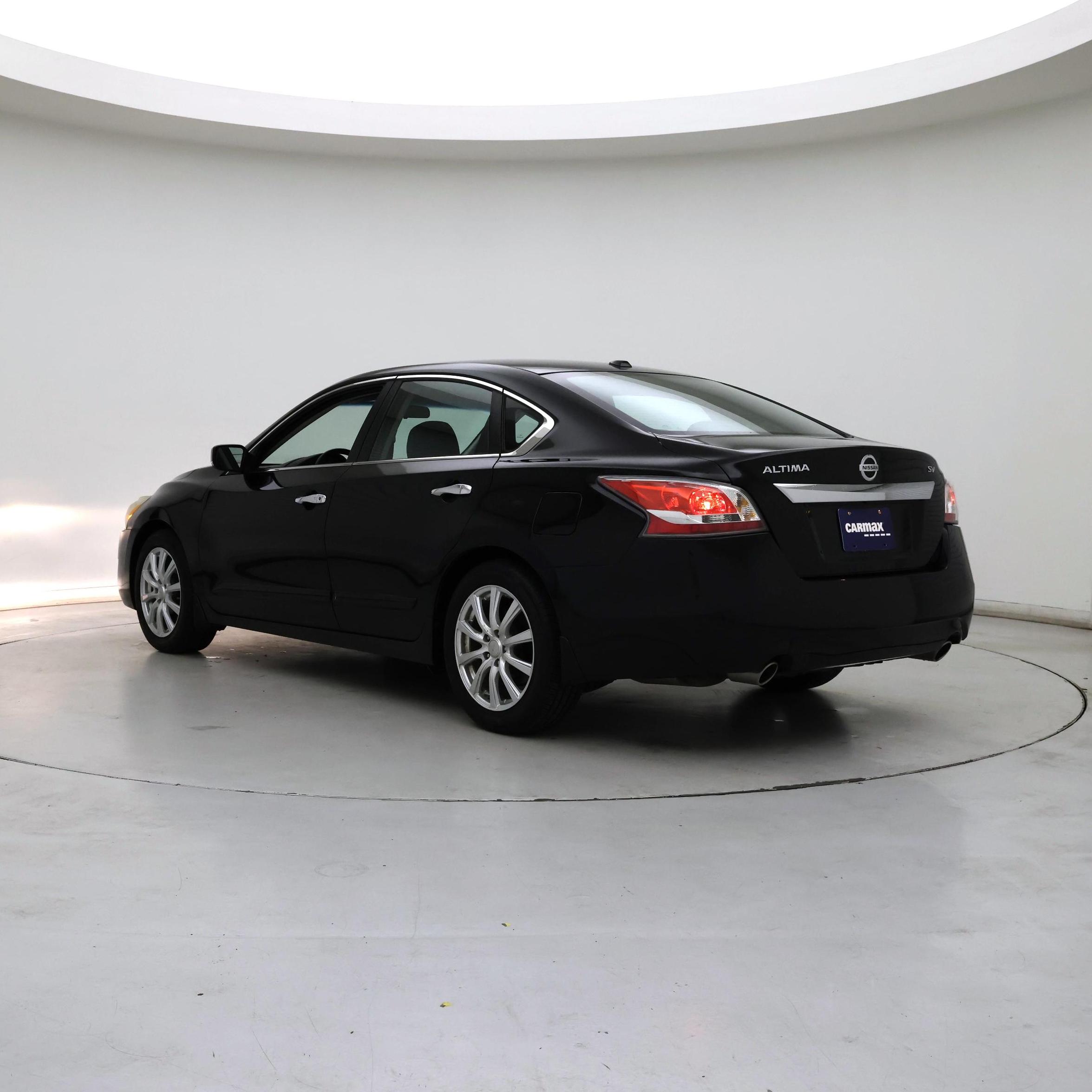 Thumbnail: 2015 Nissan Altima - 2