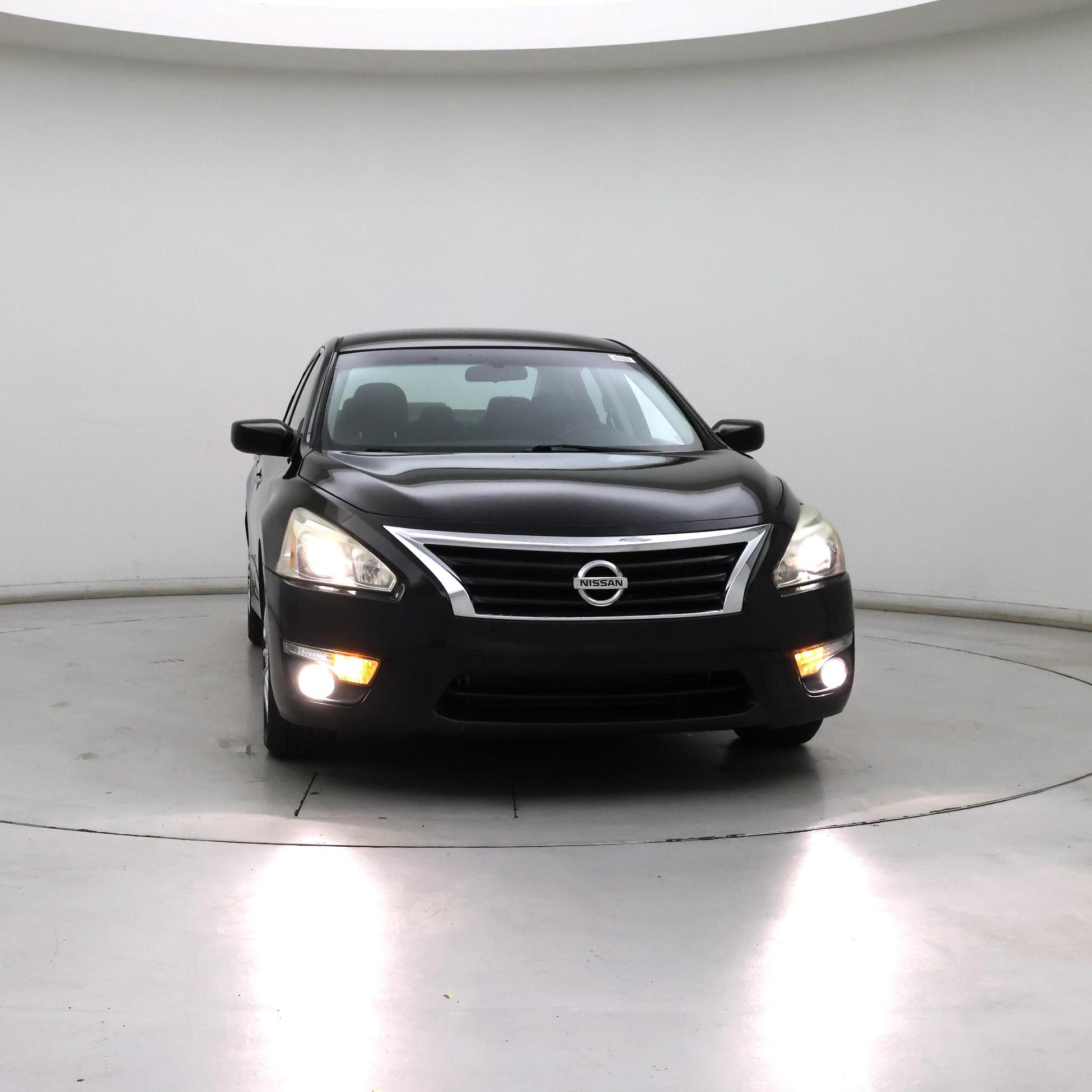 Thumbnail: 2015 Nissan Altima - 5