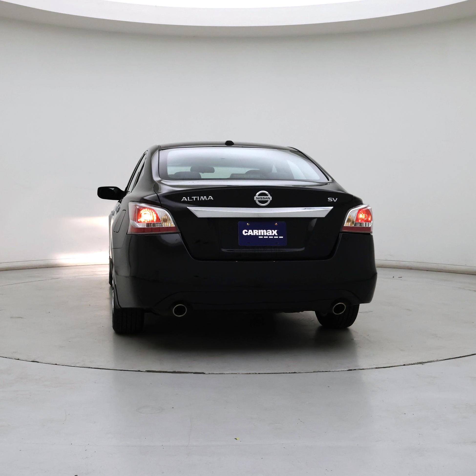 Thumbnail: 2015 Nissan Altima - 6