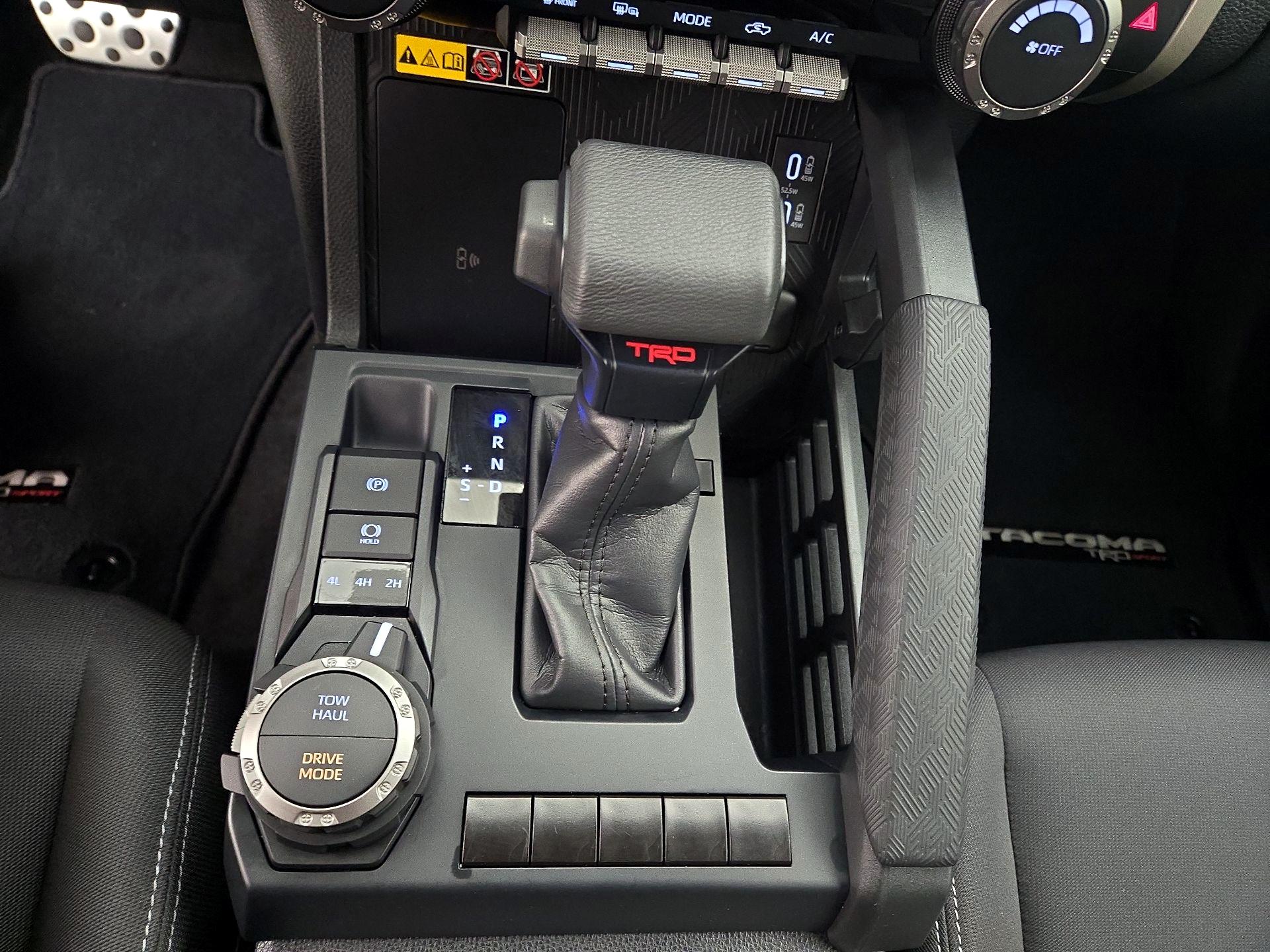 Thumbnail: 2024 Toyota Tacoma - 17