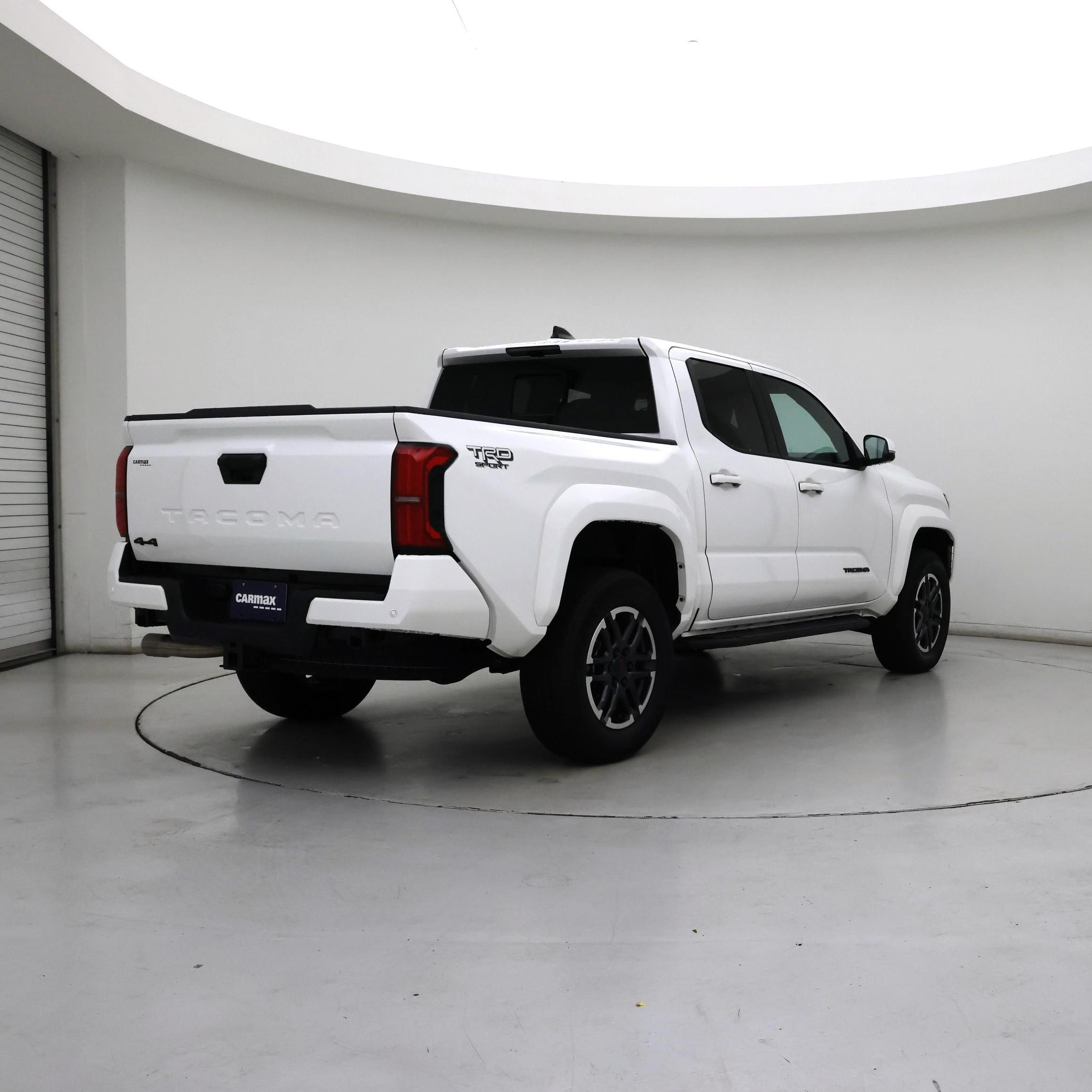 Thumbnail: 2024 Toyota Tacoma - 8