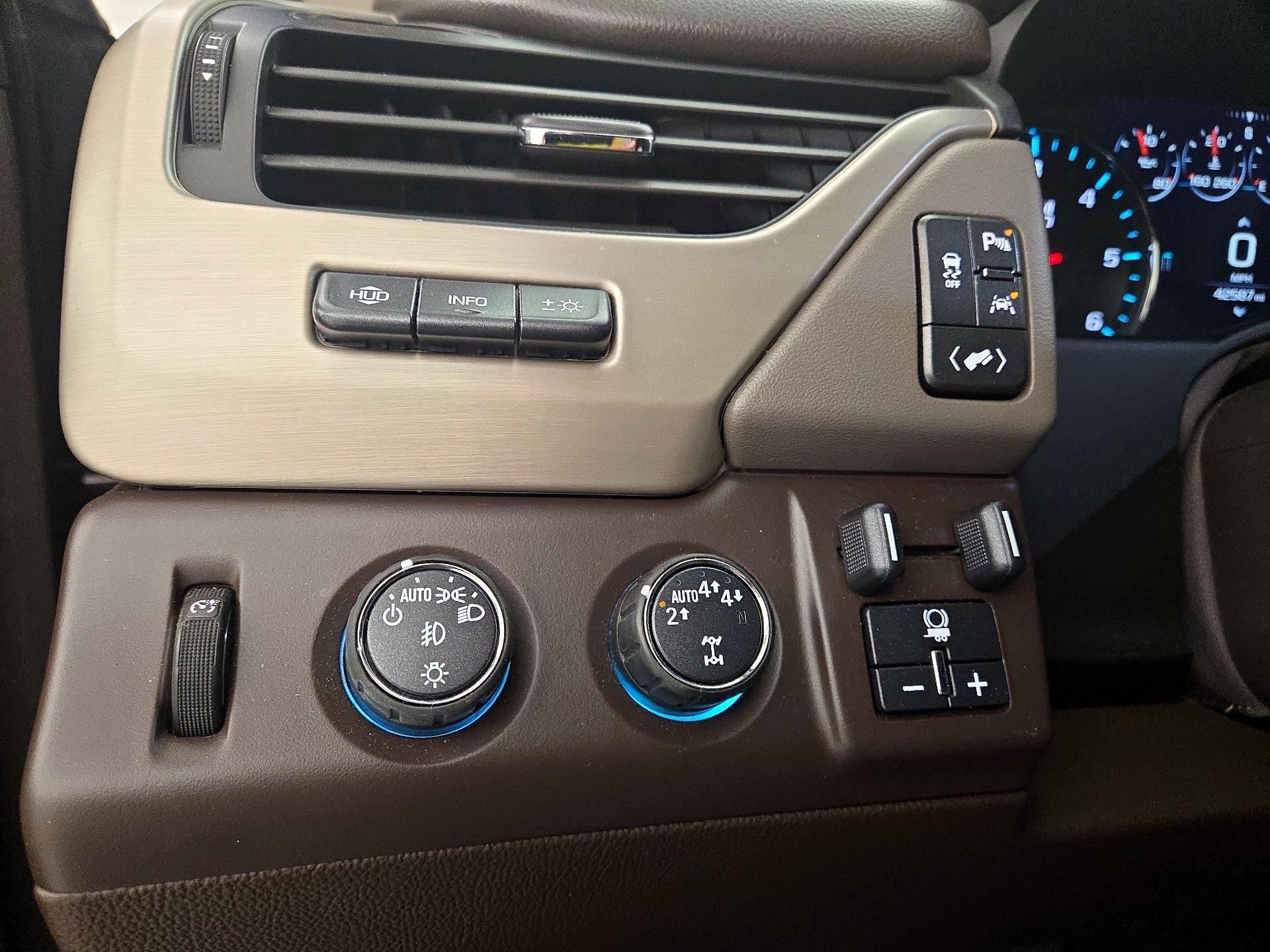 Thumbnail: 2017 GMC Yukon - 13