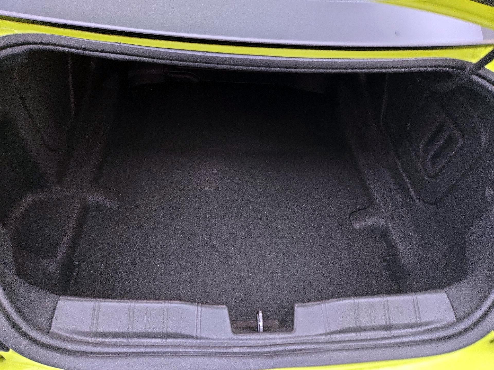 Thumbnail: 2019 Chevrolet Camaro - 16