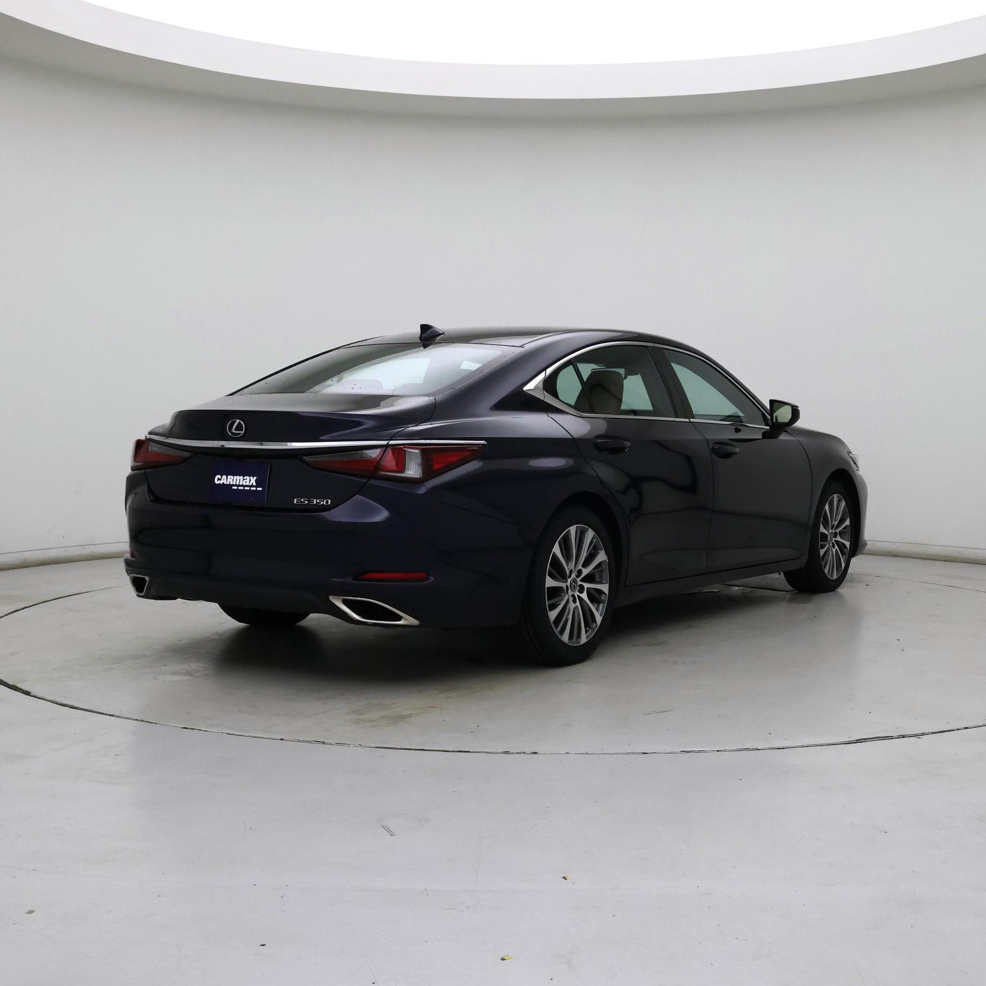 Thumbnail: 2019 Lexus ES - 8