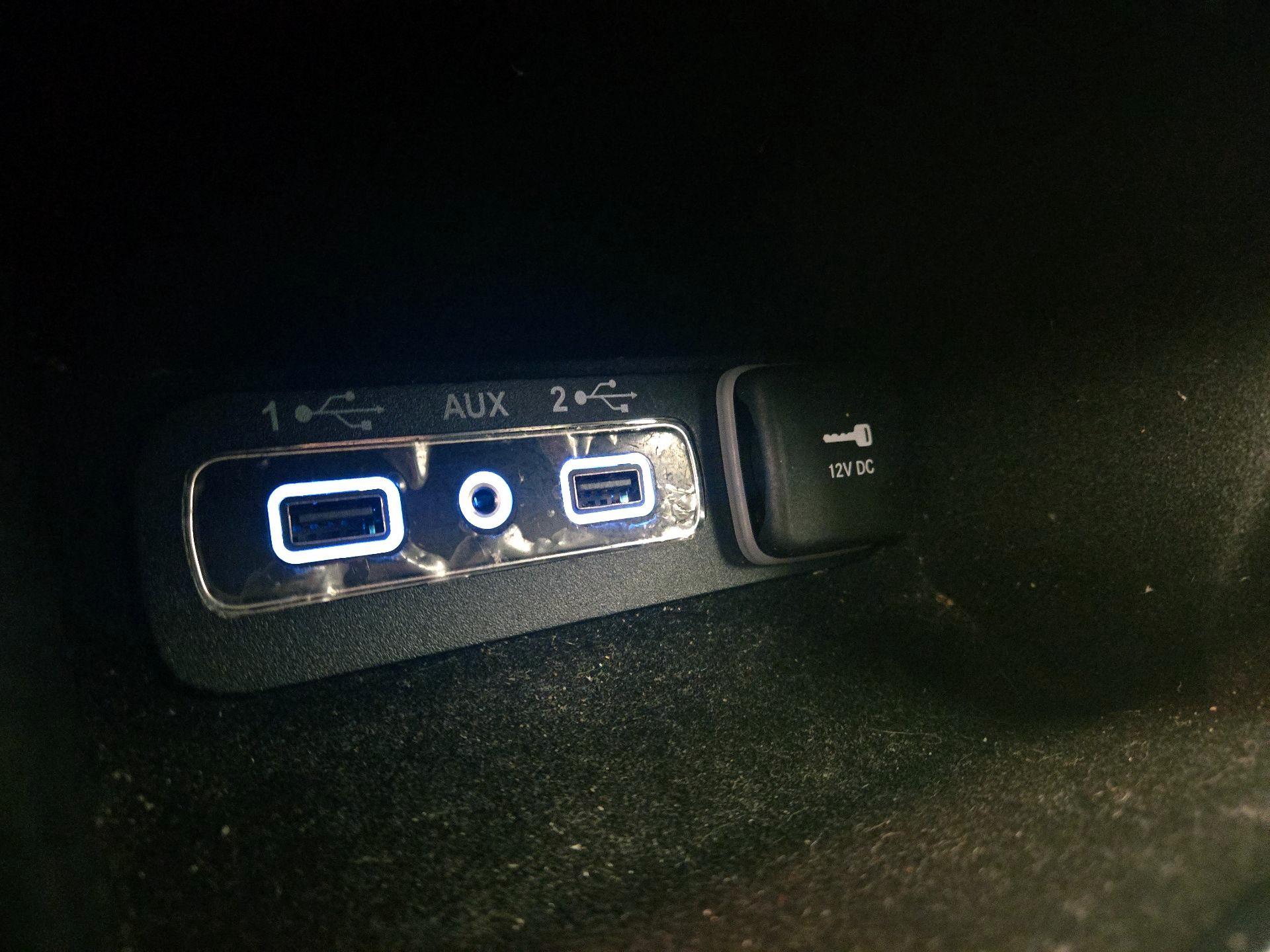 Thumbnail: 2021 Jeep Grand Cherokee - 18