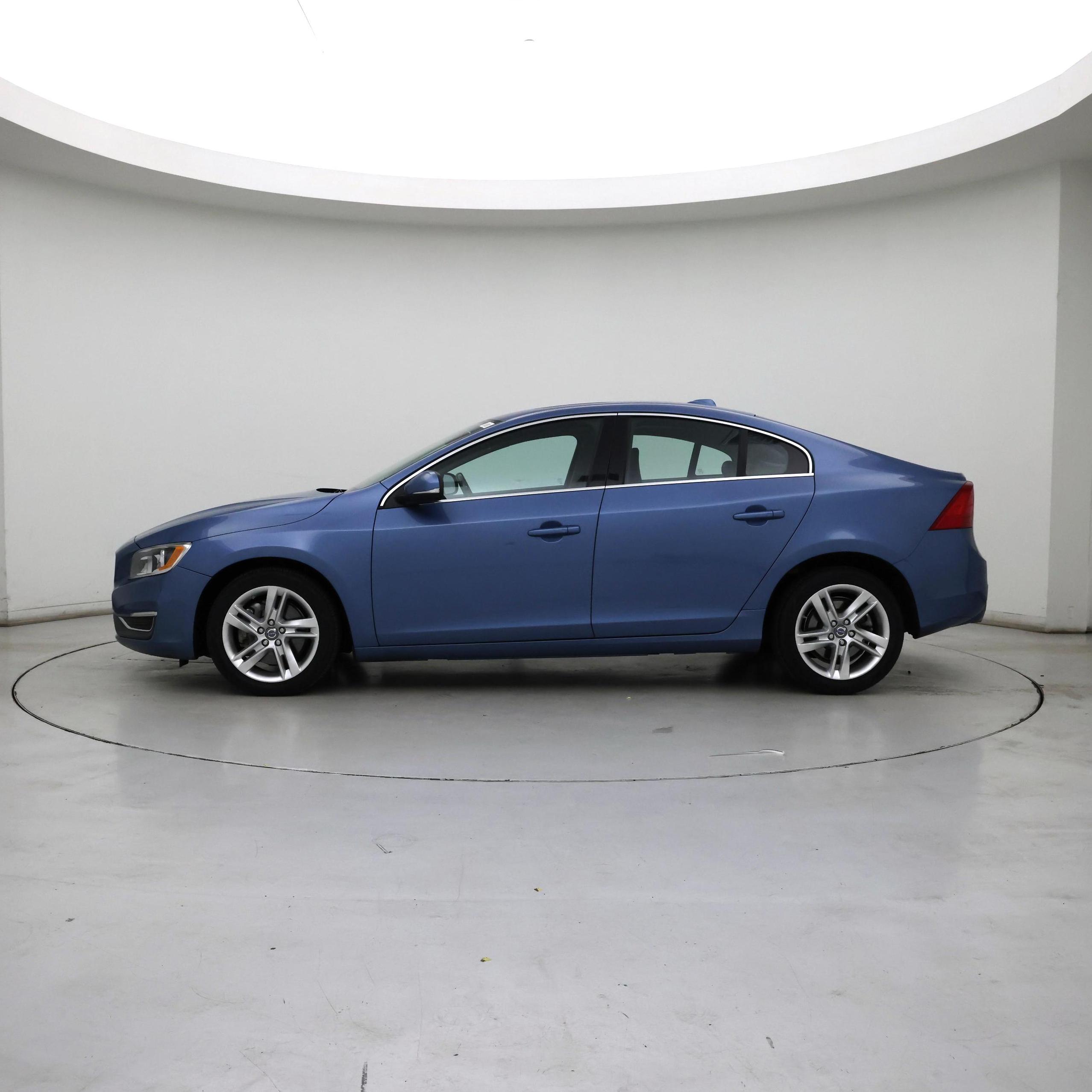 Thumbnail: 2015 Volvo S60 - 3