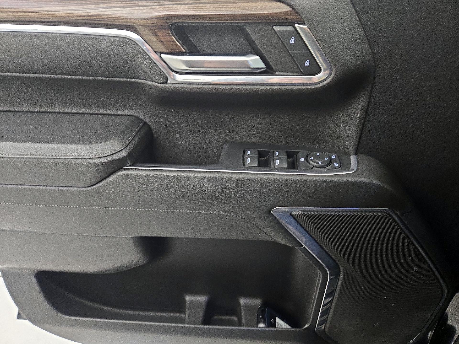 Thumbnail: 2023 Chevrolet Silverado 1500 - 12