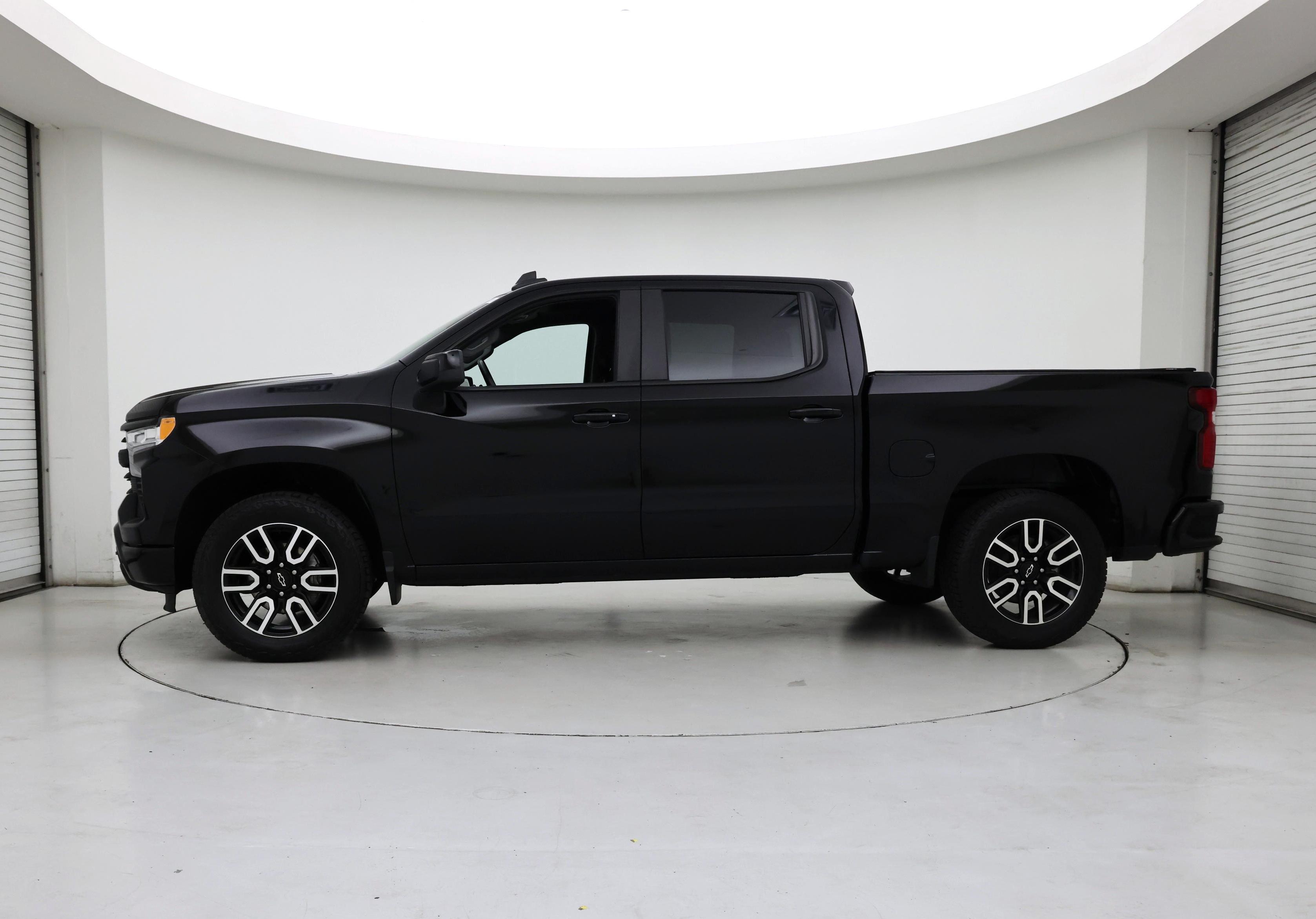 Thumbnail: 2023 Chevrolet Silverado 1500 - 3