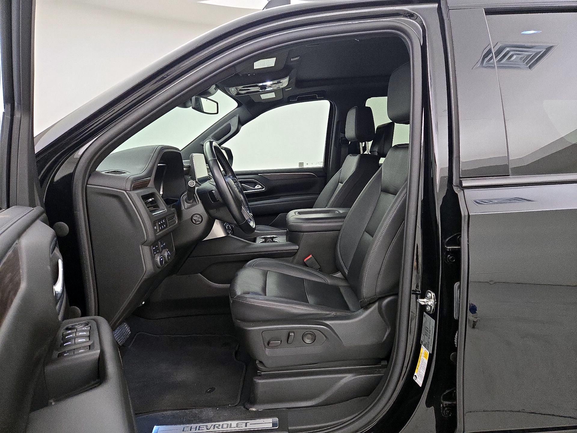 Thumbnail: 2023 Chevrolet Tahoe - 11