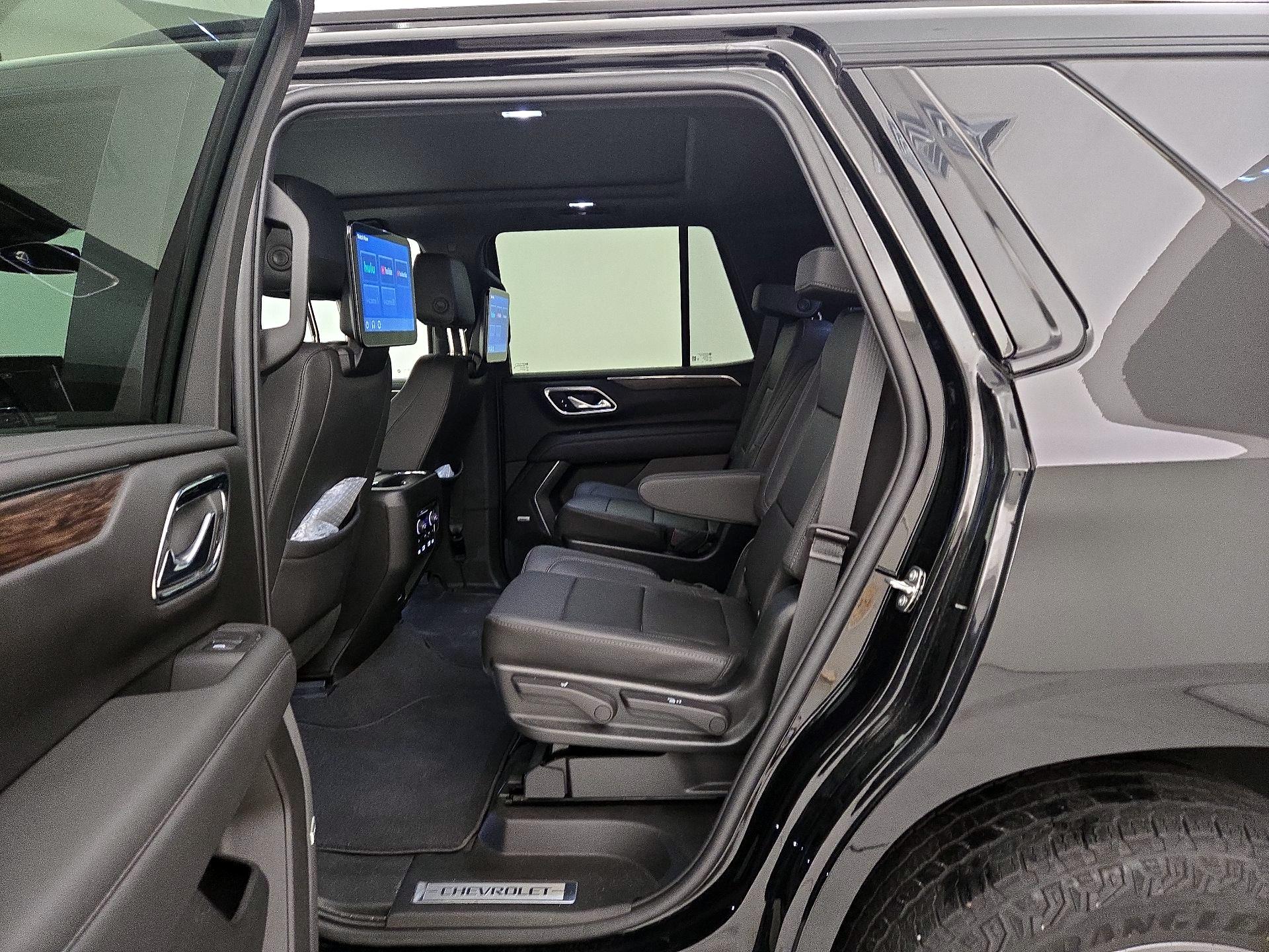 Thumbnail: 2023 Chevrolet Tahoe - 19
