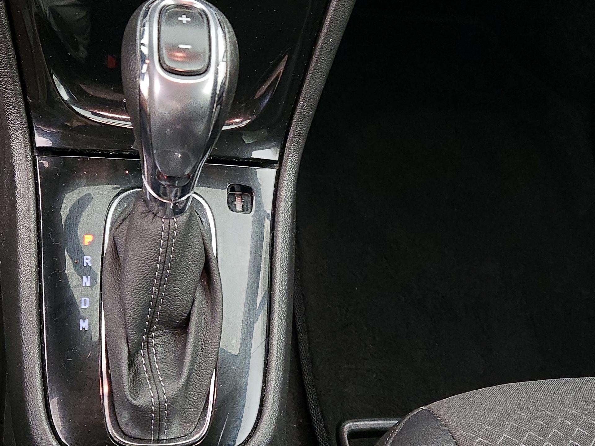 Thumbnail: 2018 Buick Encore - 17