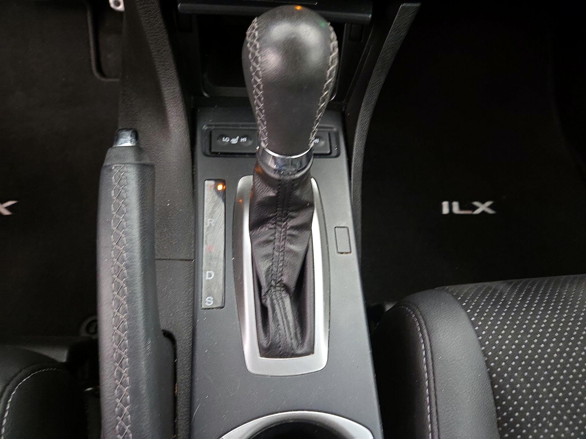 Thumbnail: 2016 Acura ILX - 16