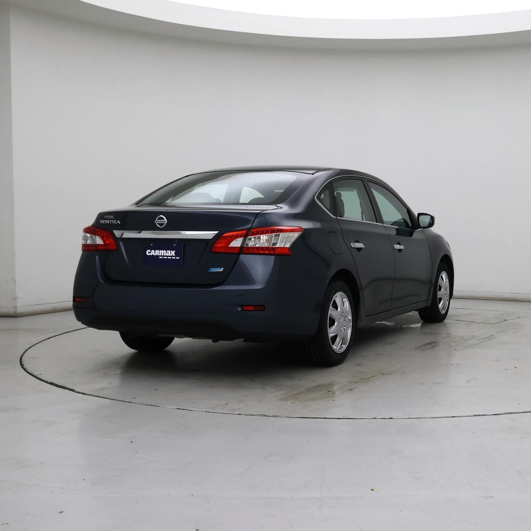 Thumbnail: 2014 Nissan Sentra - 8