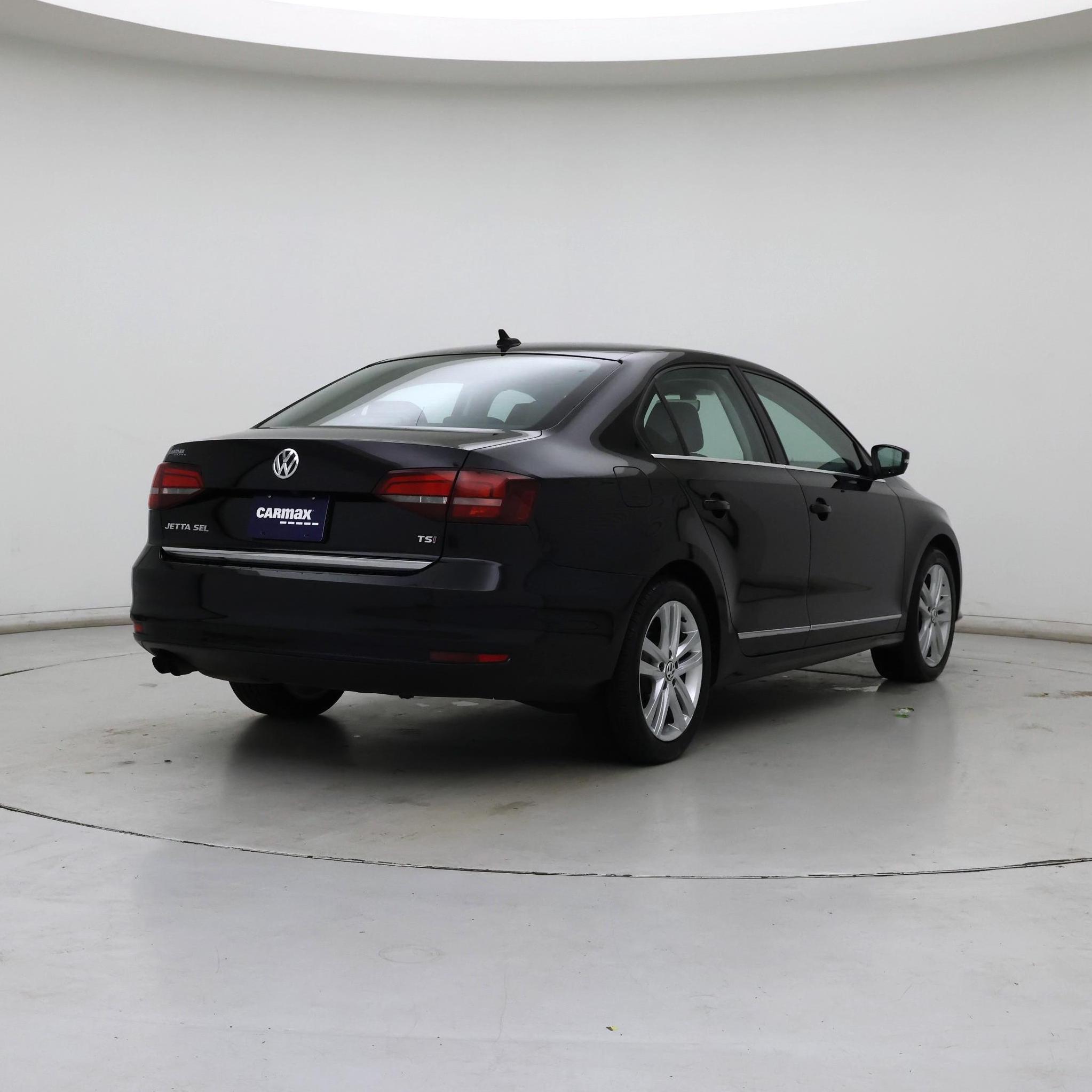 Thumbnail: 2017 Volkswagen Jetta - 8