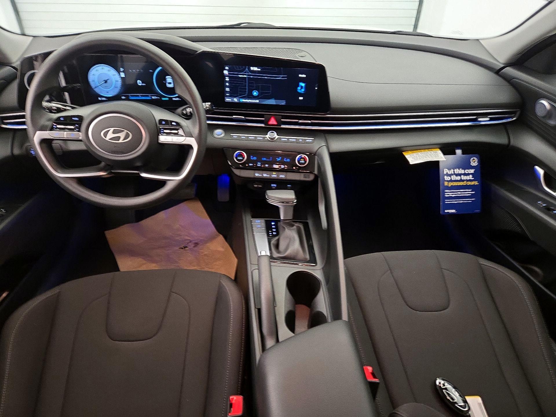 Thumbnail: 2024 Hyundai Elantra - 9