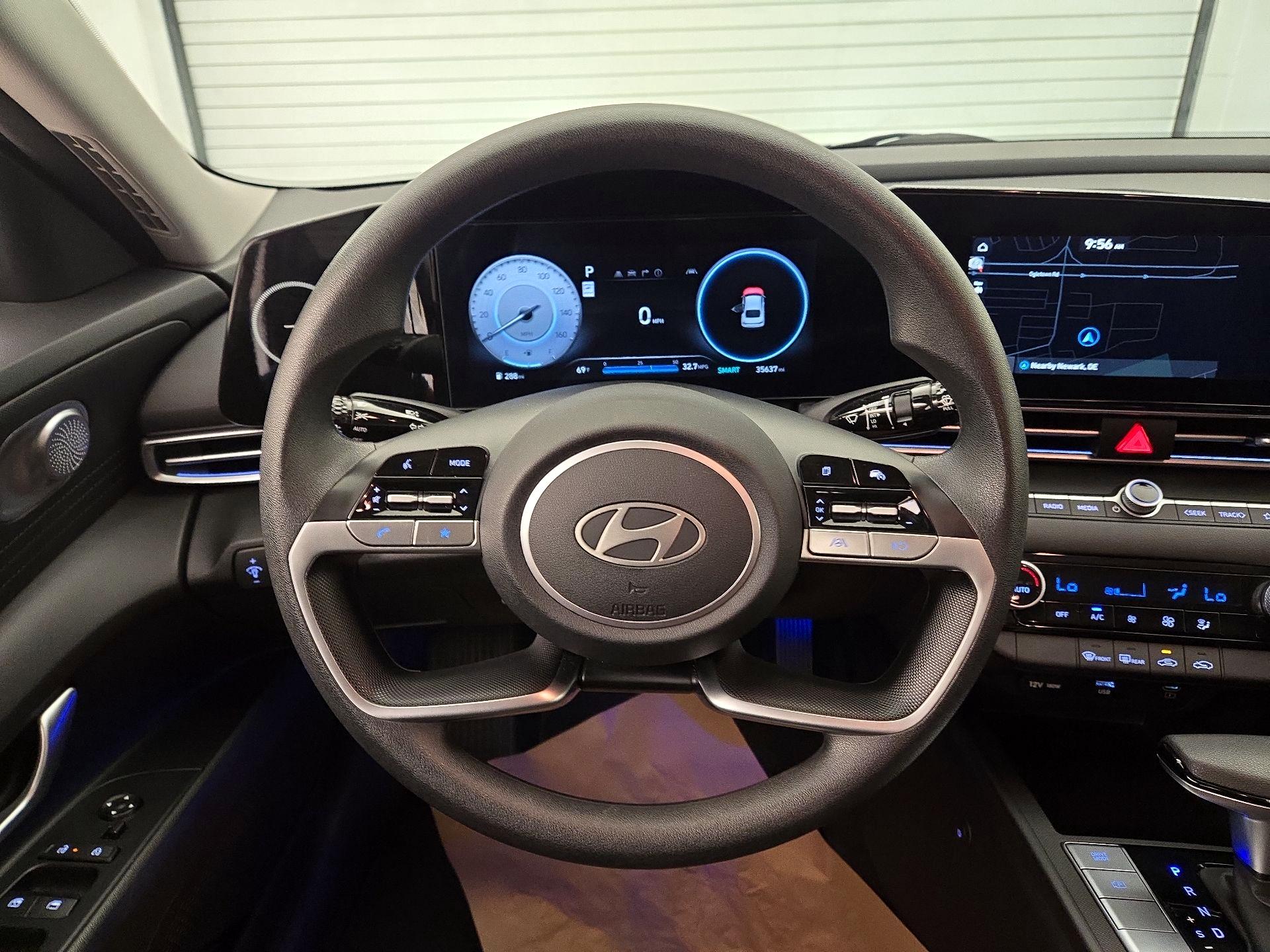 Thumbnail: 2024 Hyundai Elantra - 10