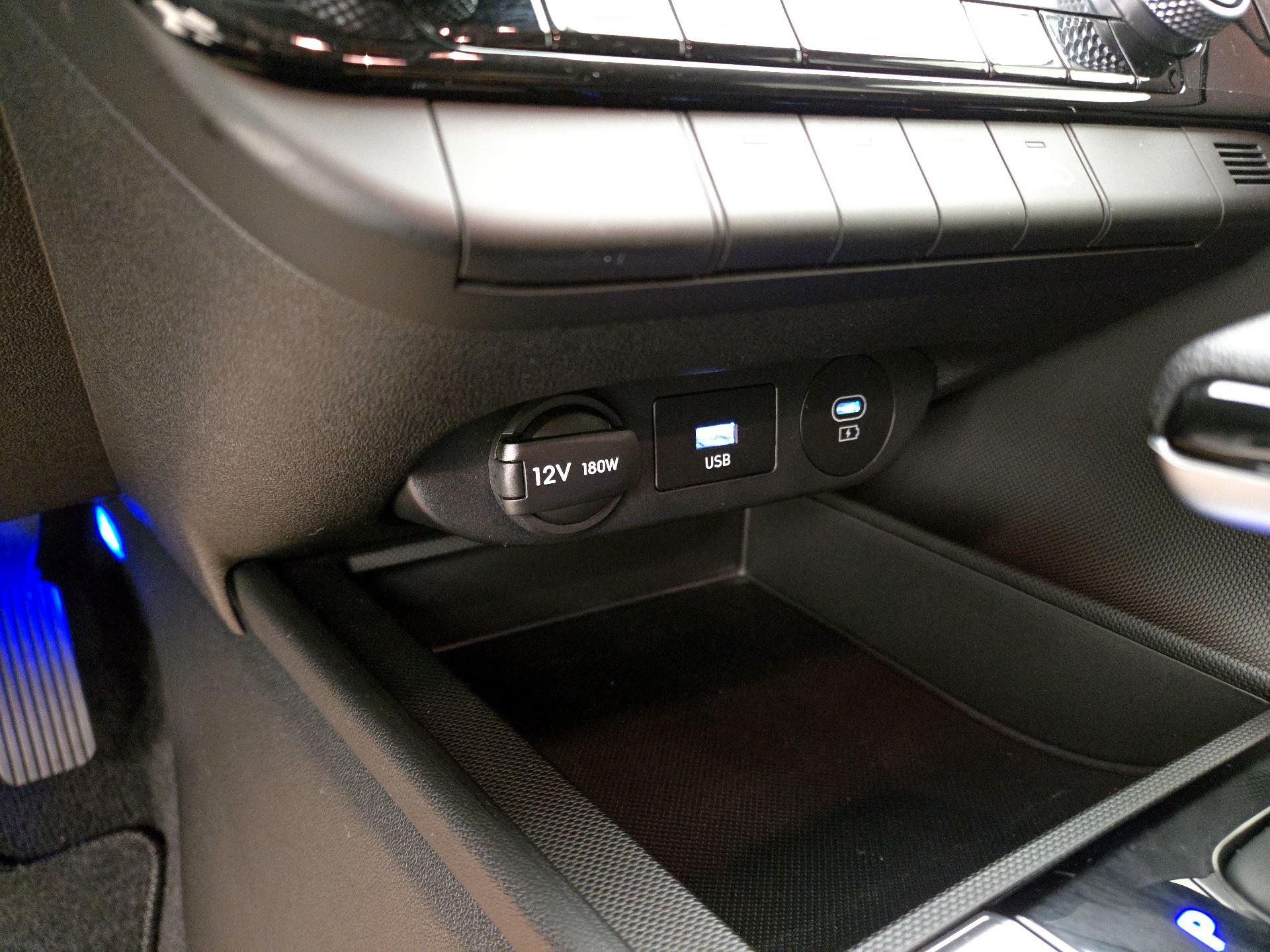 Thumbnail: 2024 Hyundai Elantra - 19