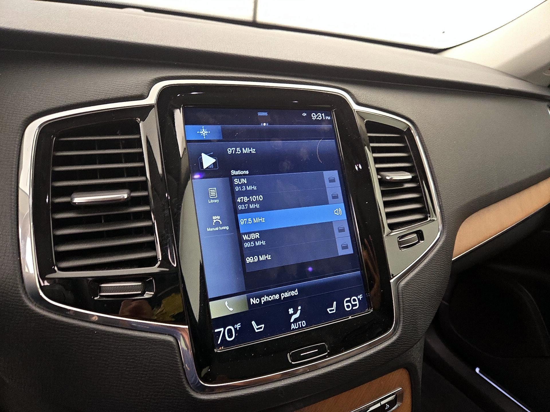 Thumbnail: 2018 Volvo XC90 - 15