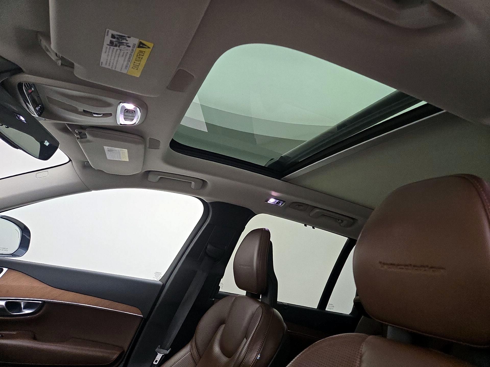 Thumbnail: 2018 Volvo XC90 - 18