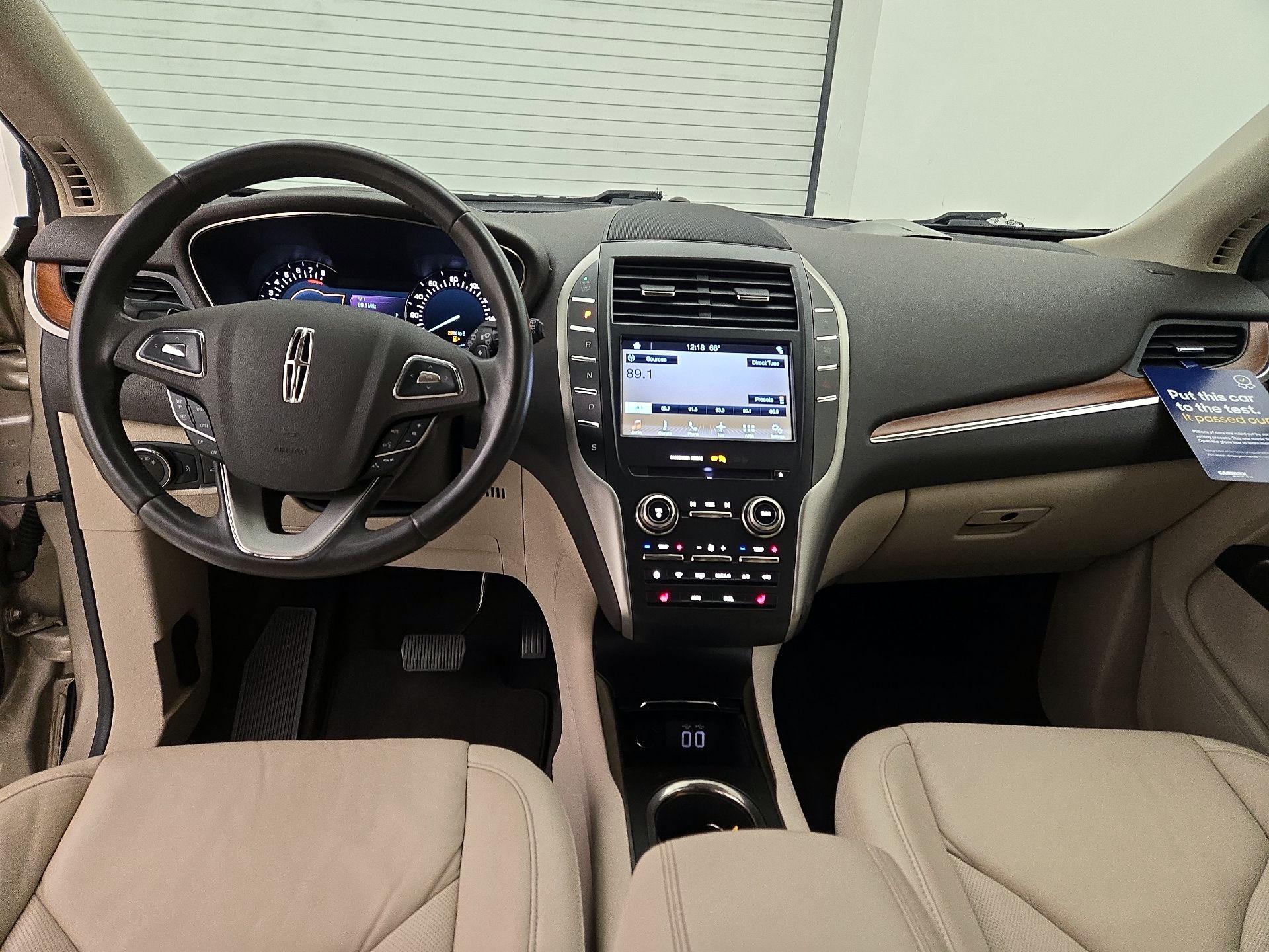 Thumbnail: 2017 Lincoln MKC - 9